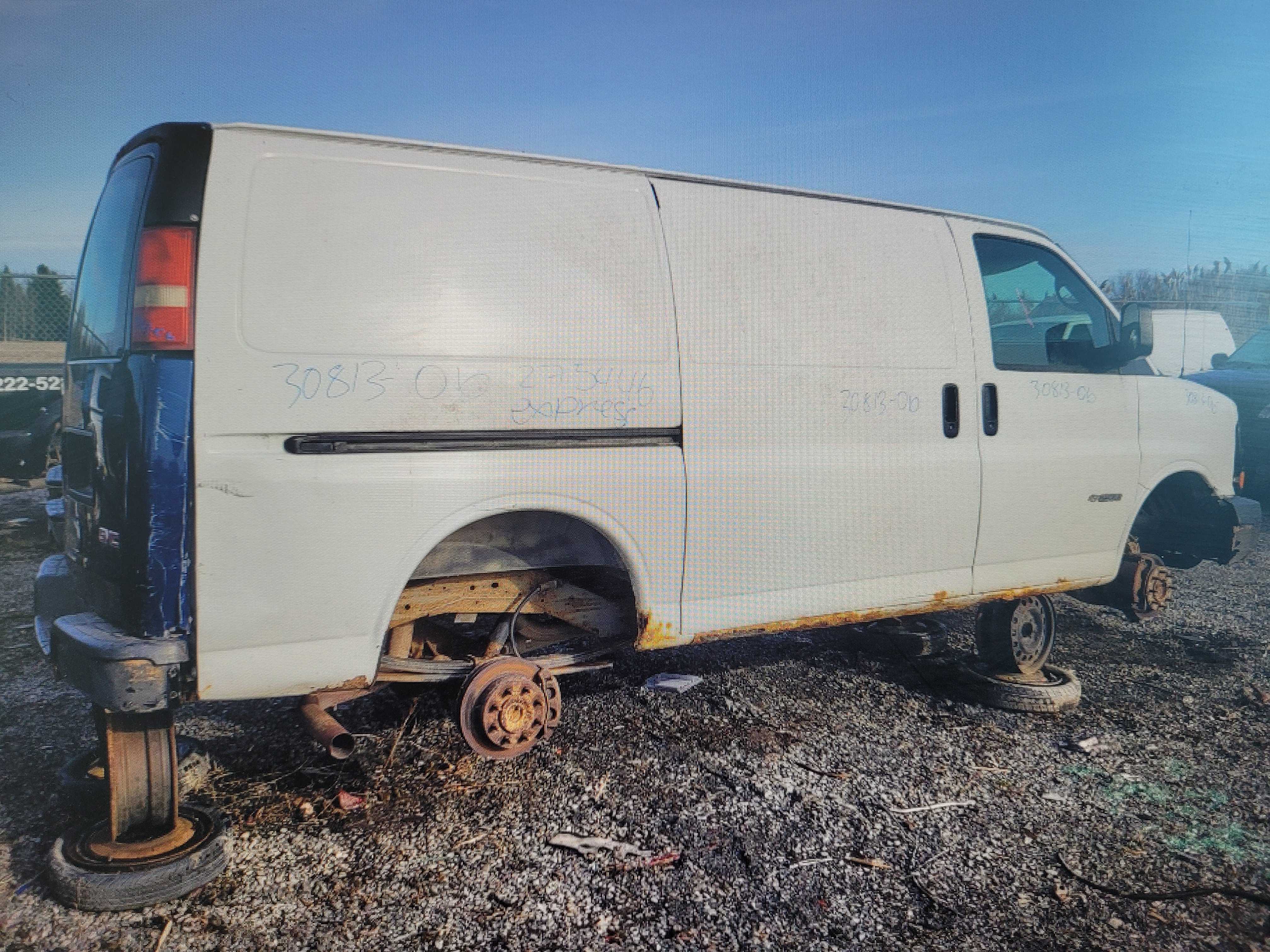 CHEVROLET EXPRESS VAN 2006