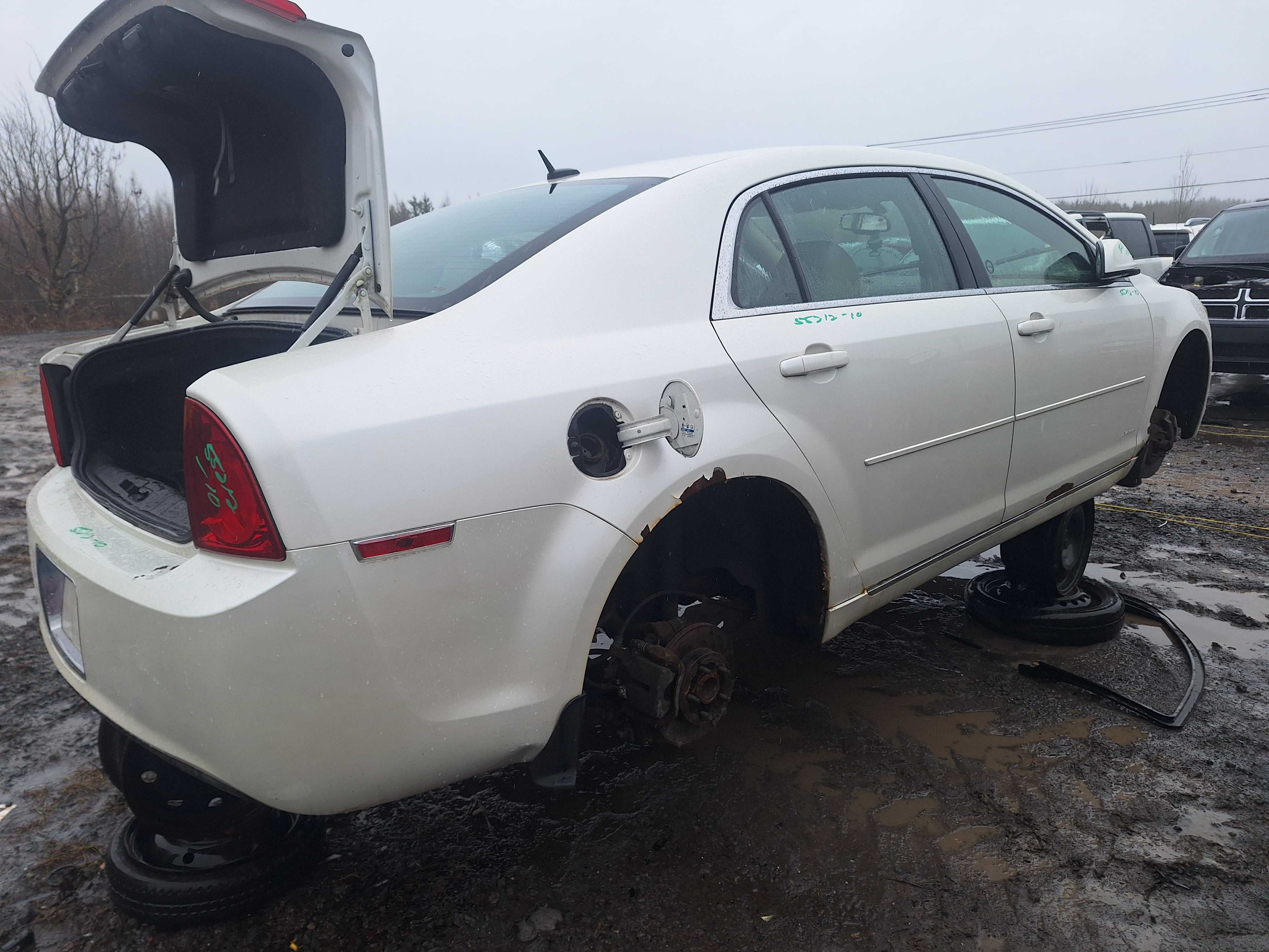 CHEVROLET MALIBU 2010