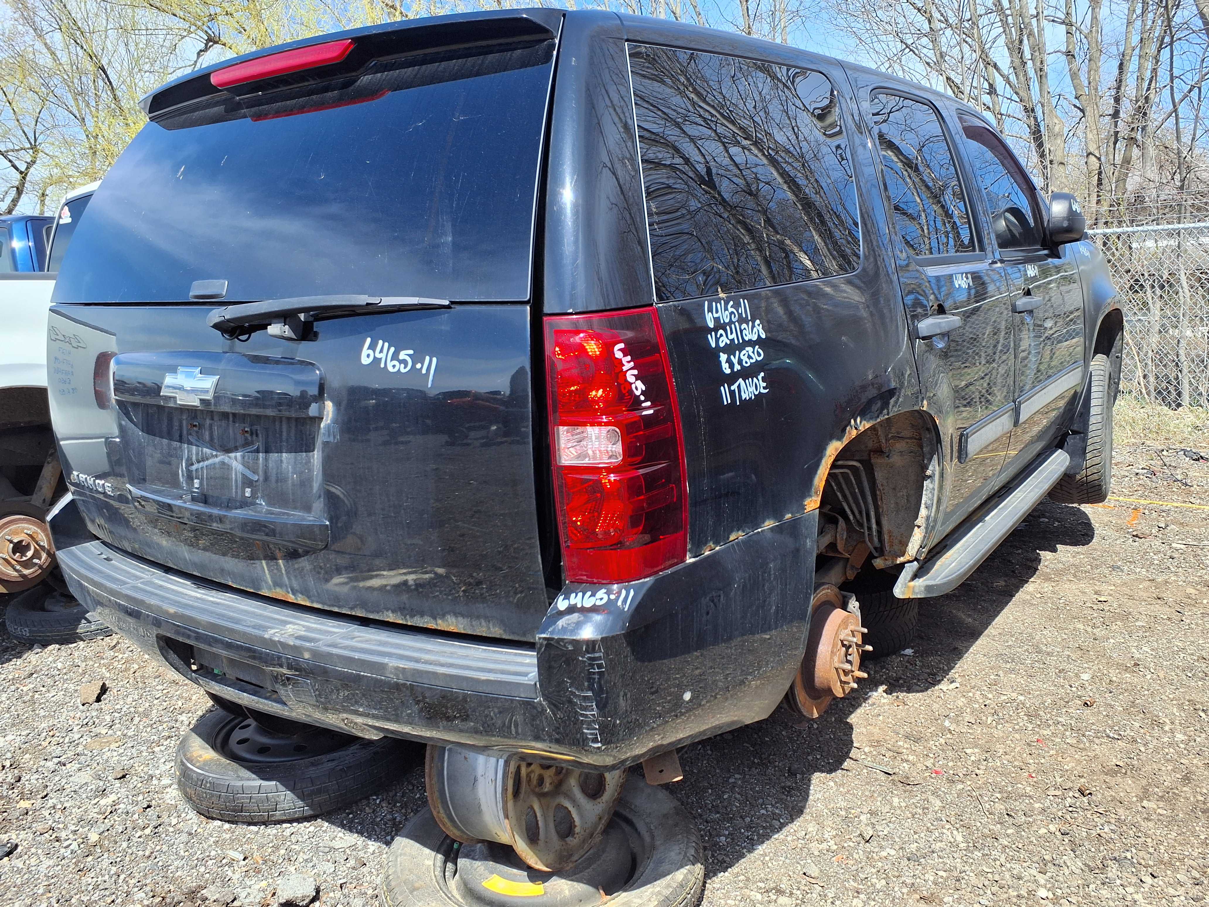 CHEVROLET TAHOE 2011