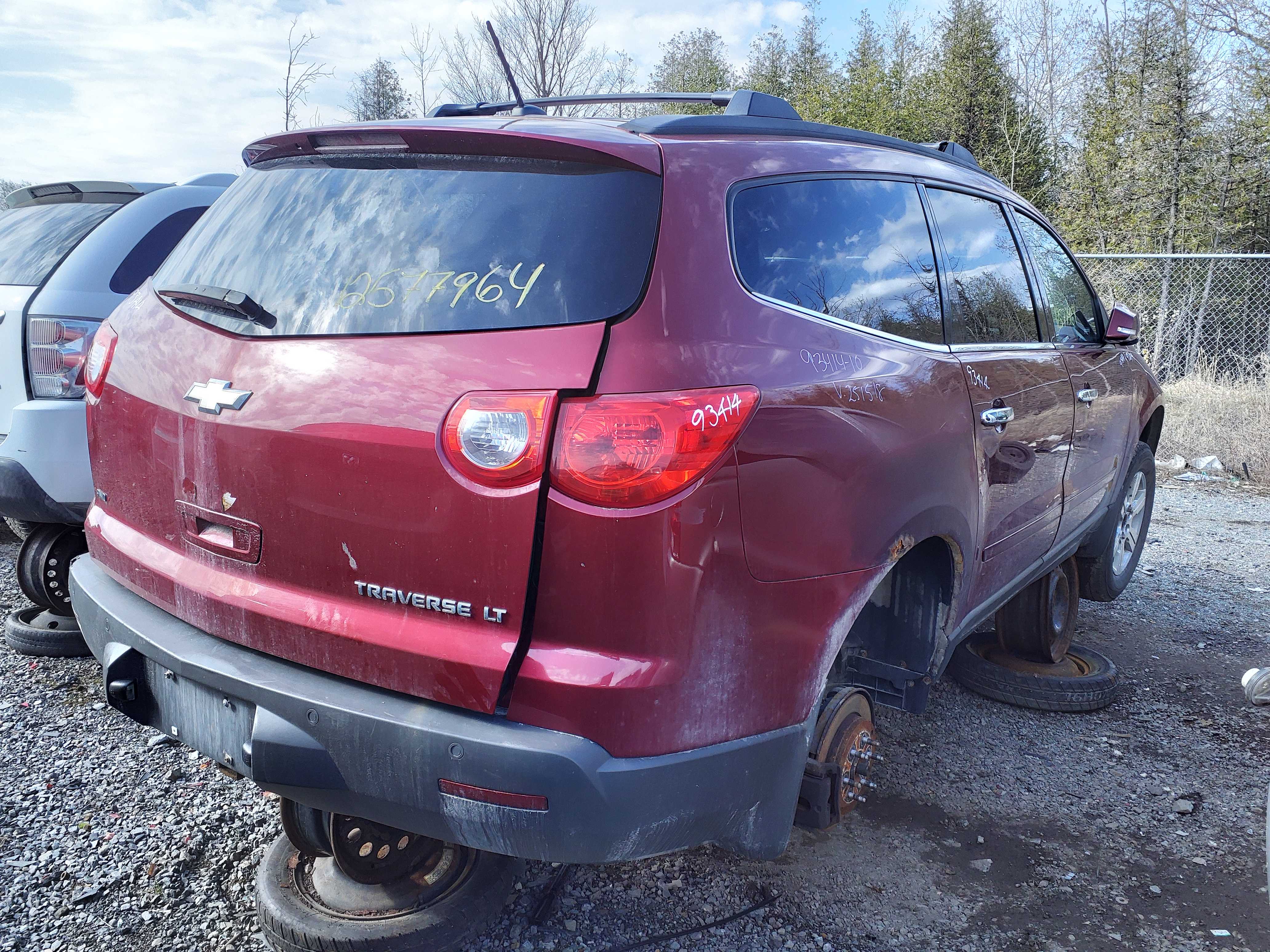 CHEVROLET TRAVERSE 2010
