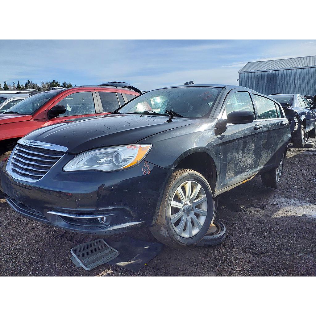 CHRYSLER 200 2013