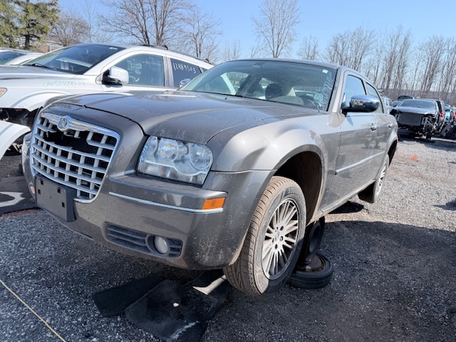 CHRYSLER 300 2010