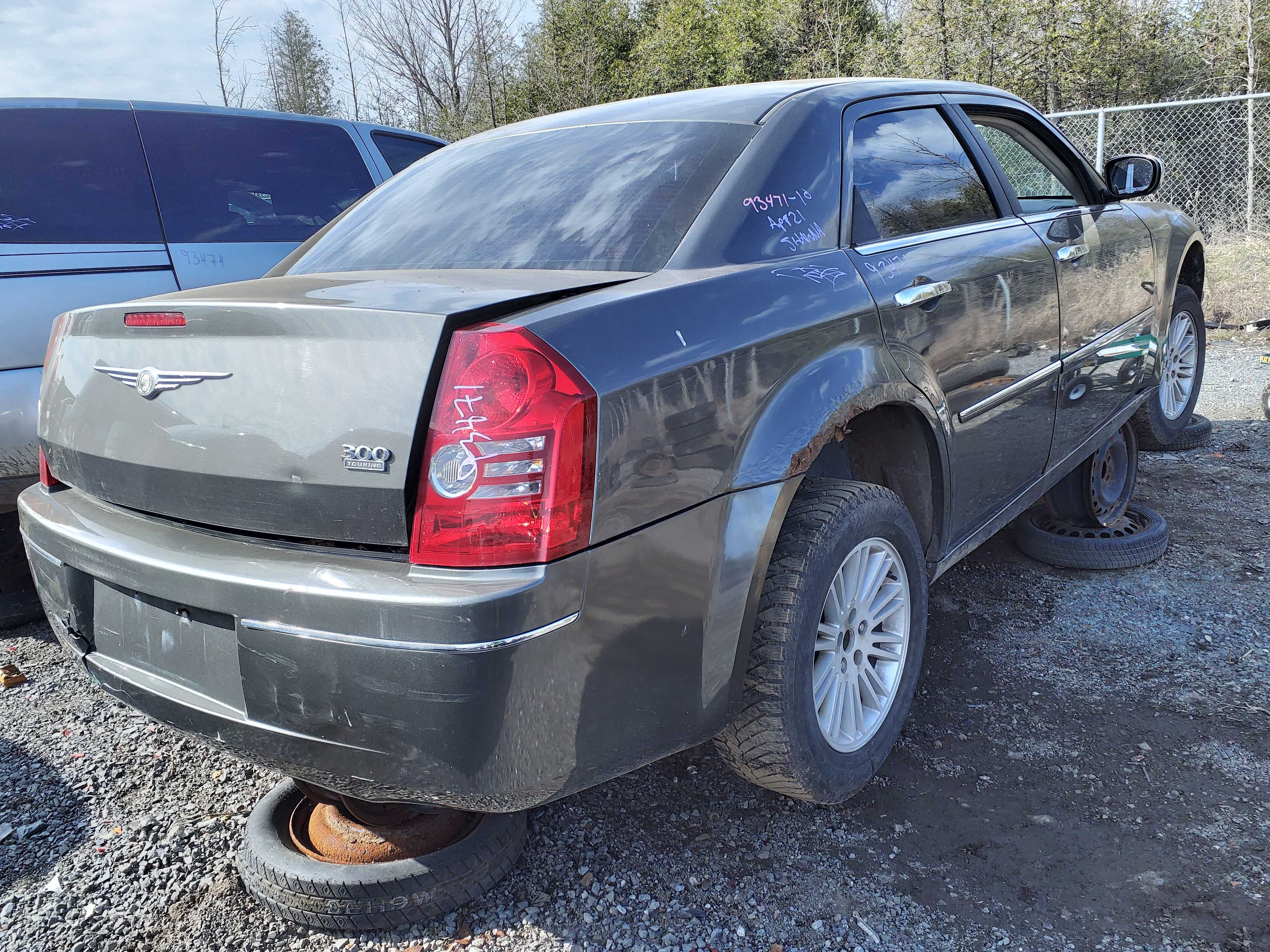 CHRYSLER 300 2010