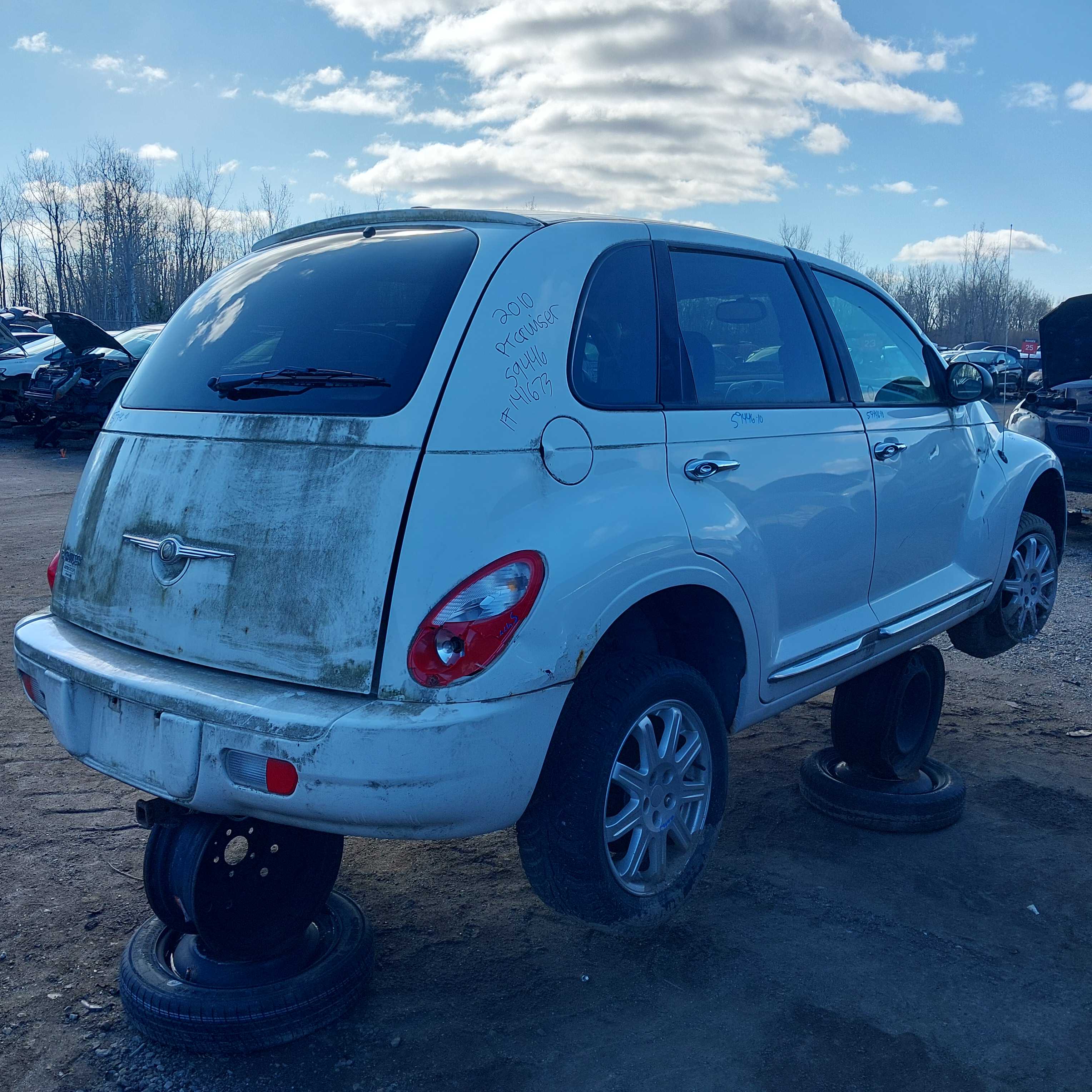 CHRYSLER PT CRUISER 2010