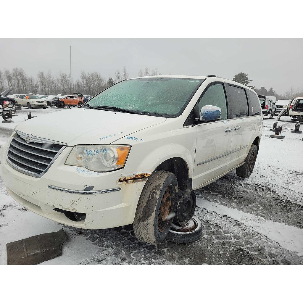 CHRYSLER TOWN &amp; COUNTRY 2010