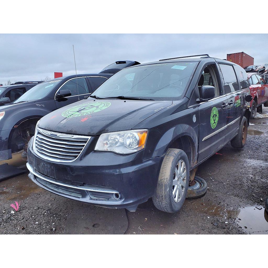CHRYSLER TOWN &amp; COUNTRY 2014