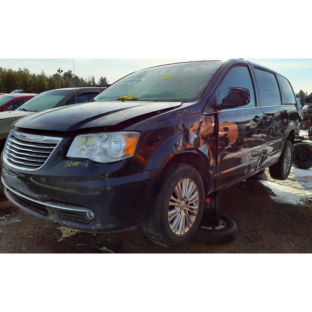 CHRYSLER TOWN &amp; COUNTRY 2015