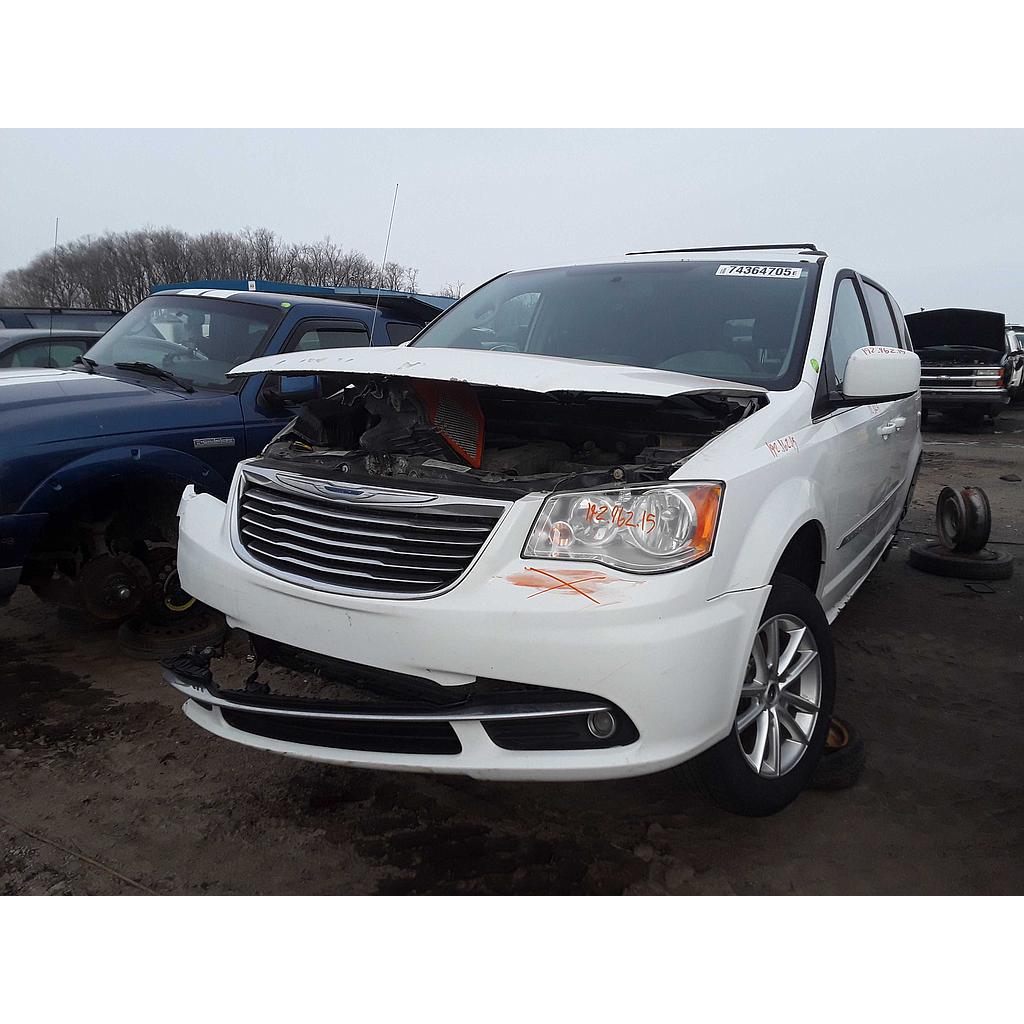 CHRYSLER TOWN &amp; COUNTRY 2015