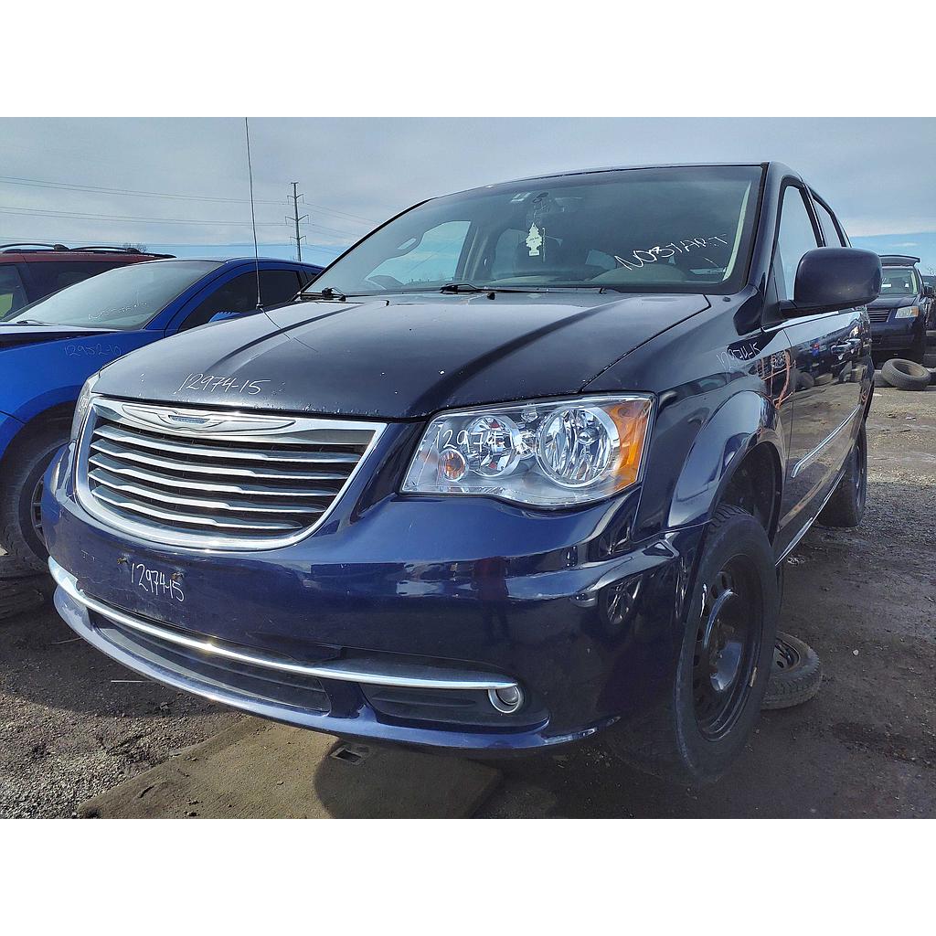 CHRYSLER TOWN &amp; COUNTRY 2015