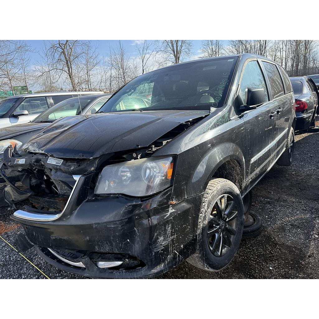 CHRYSLER TOWN &amp; COUNTRY 2015
