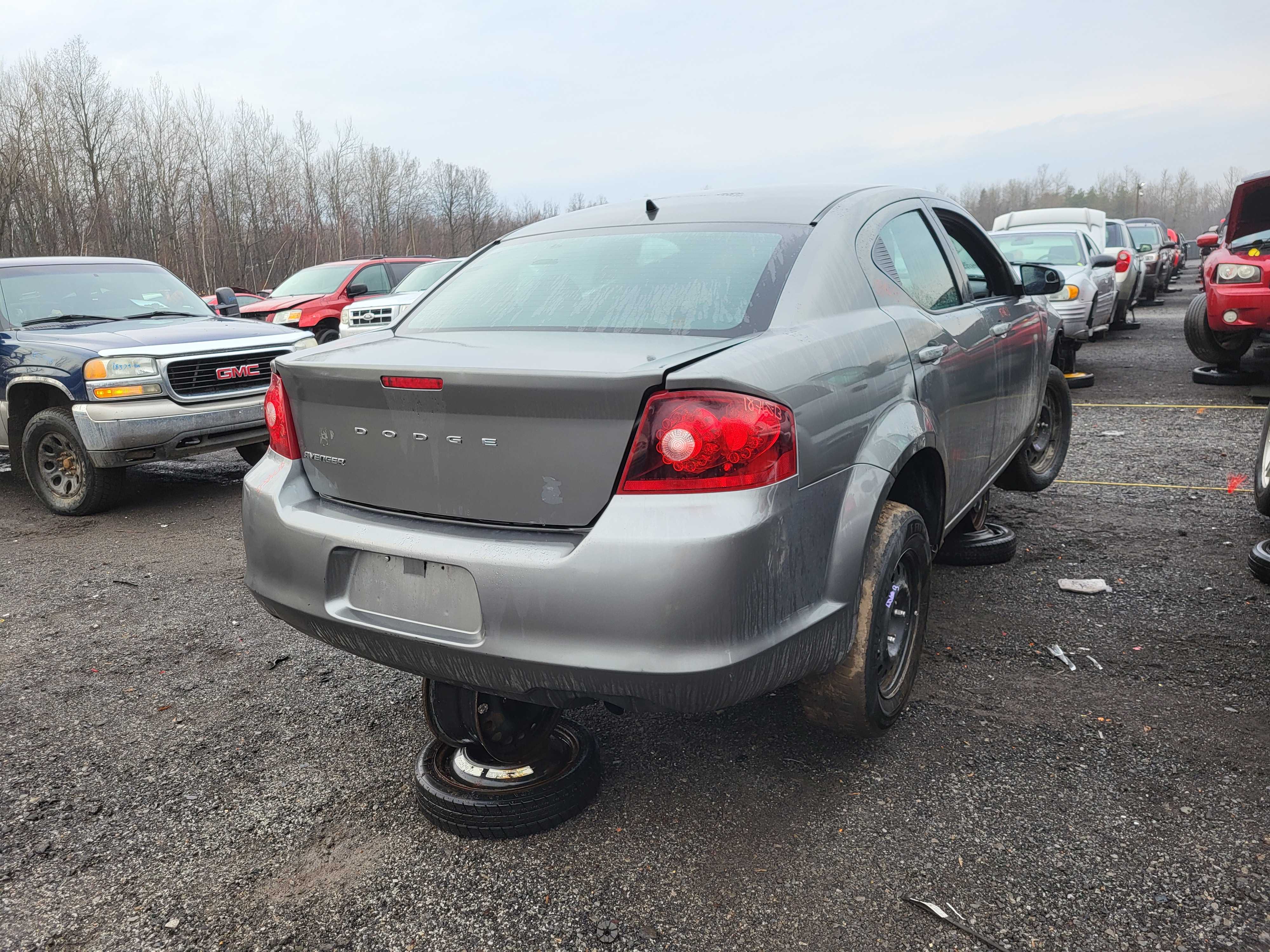 DODGE AVENGER 2013