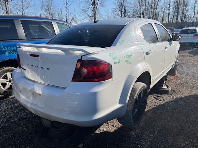 DODGE AVENGER 2013