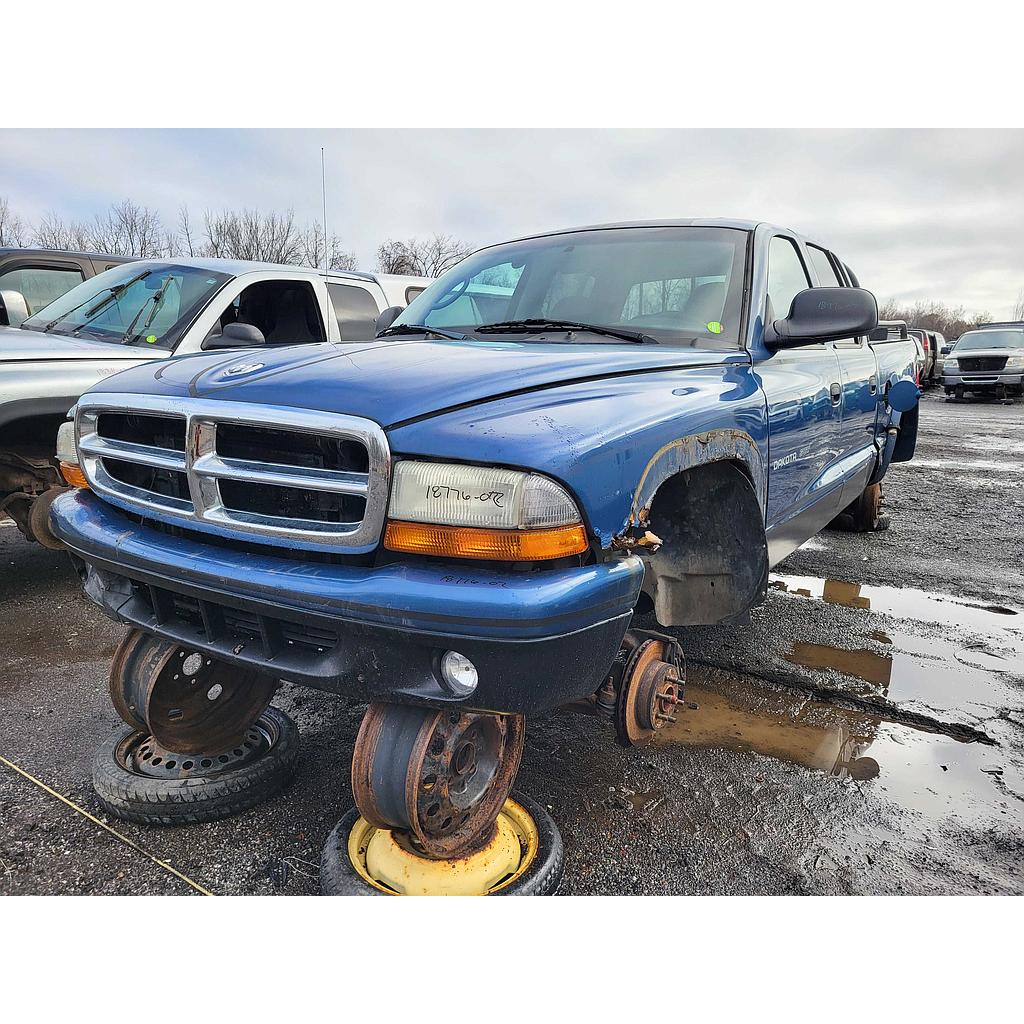 DODGE DAKOTA 2002