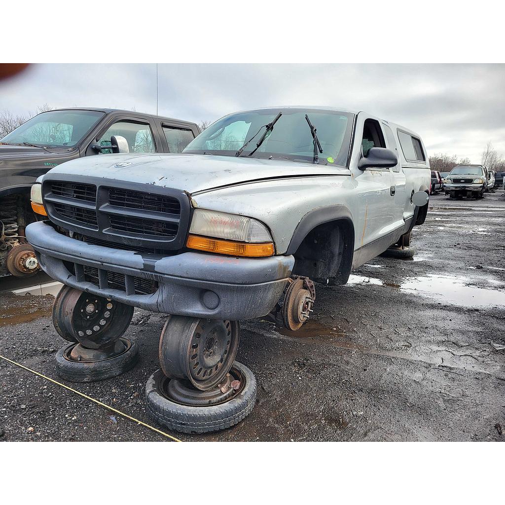 DODGE DAKOTA 2003