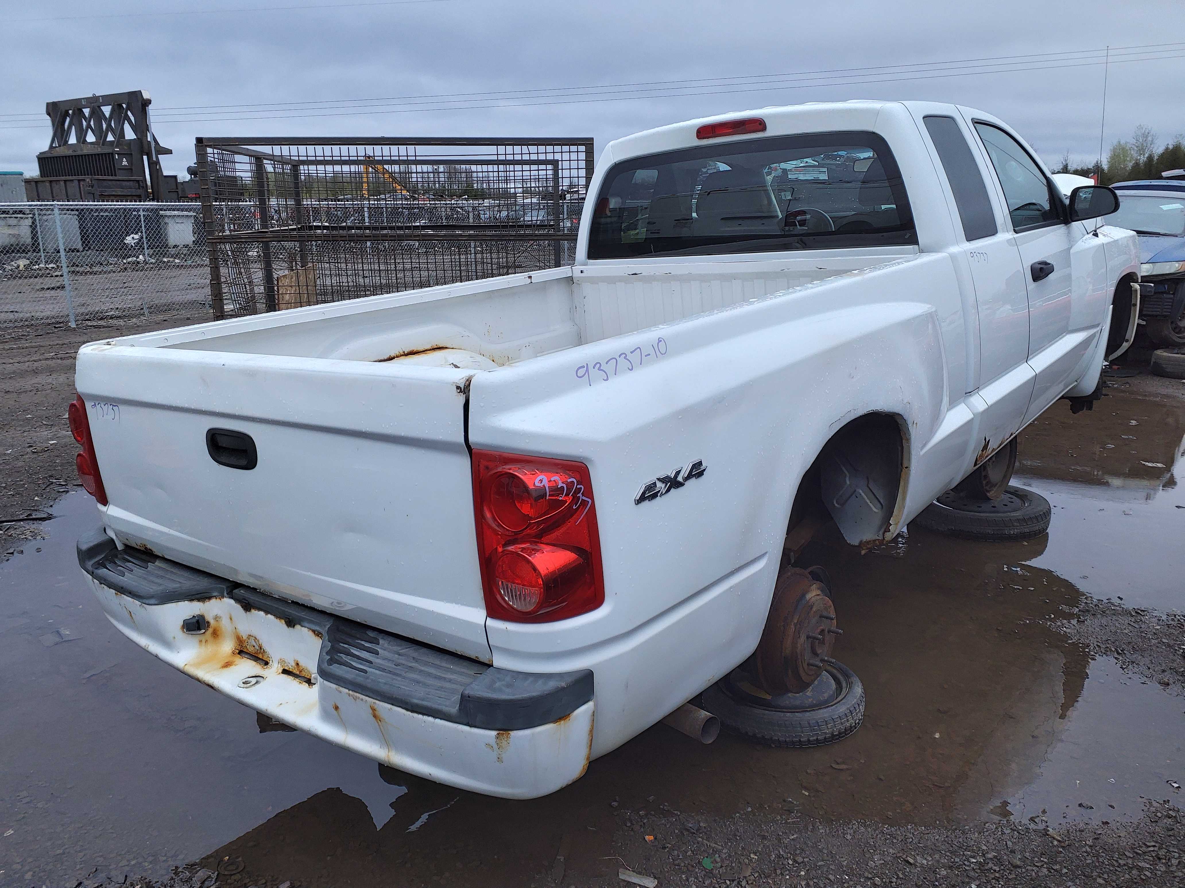 DODGE DAKOTA 2010