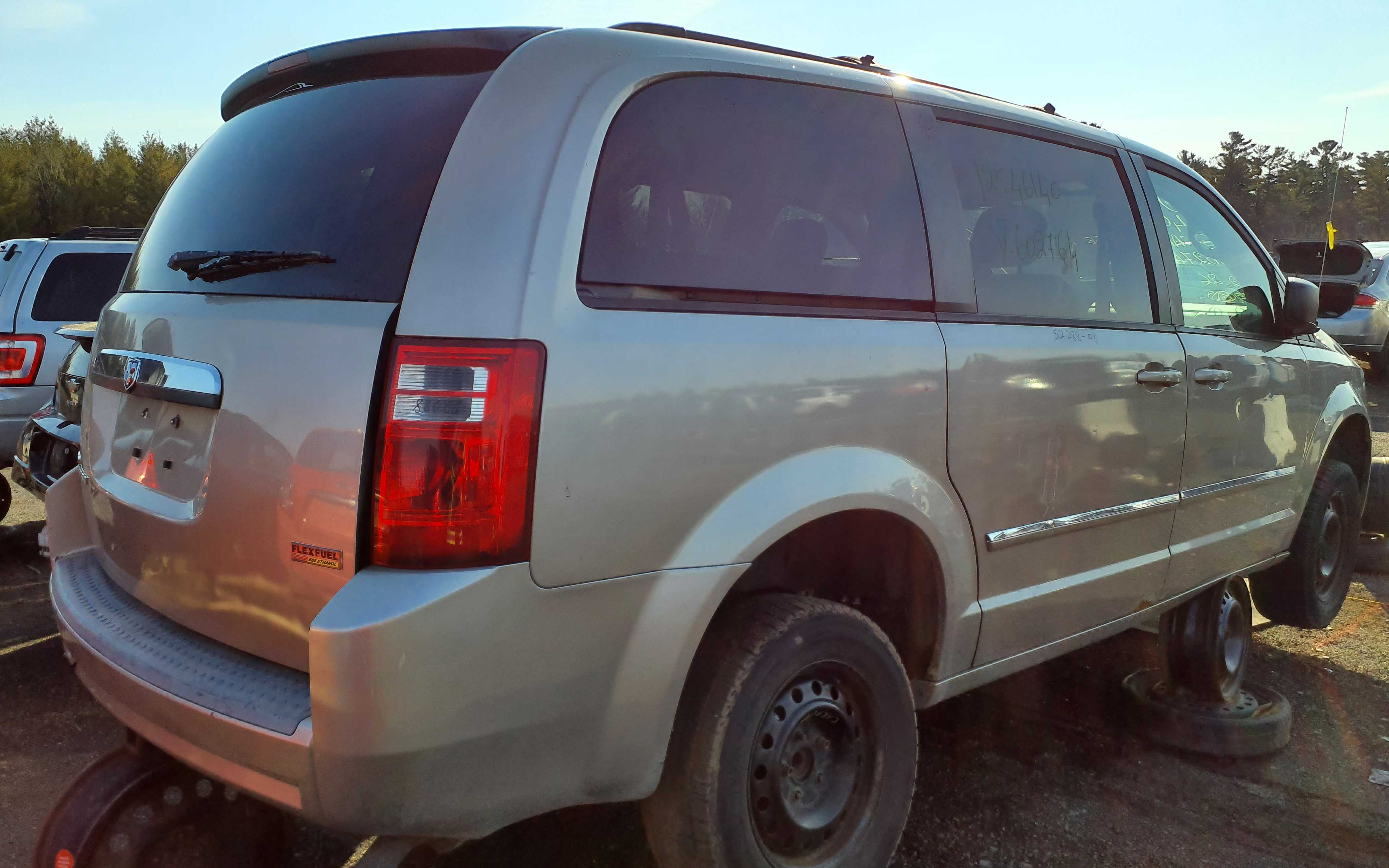 DODGE GRAND CARAVAN 2008