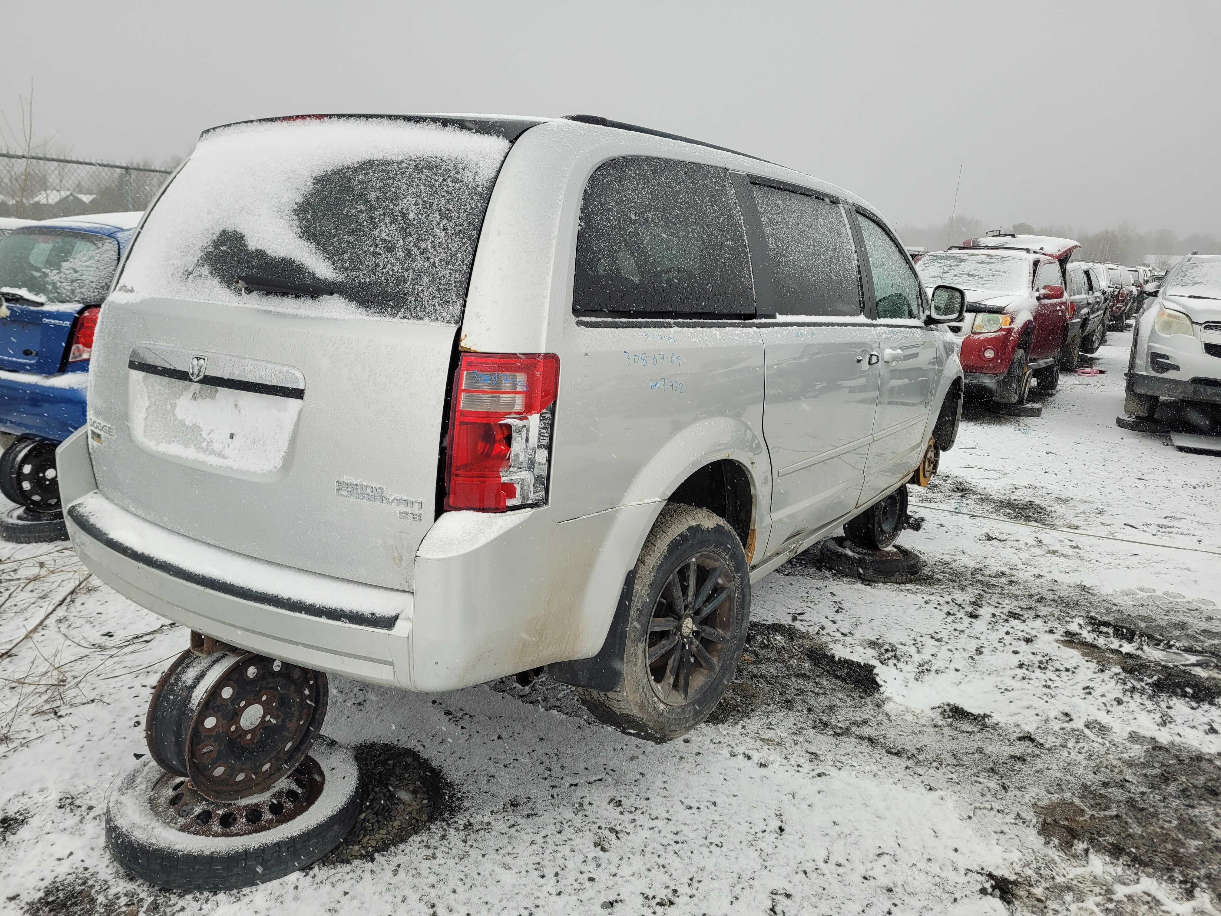DODGE GRAND CARAVAN 2009