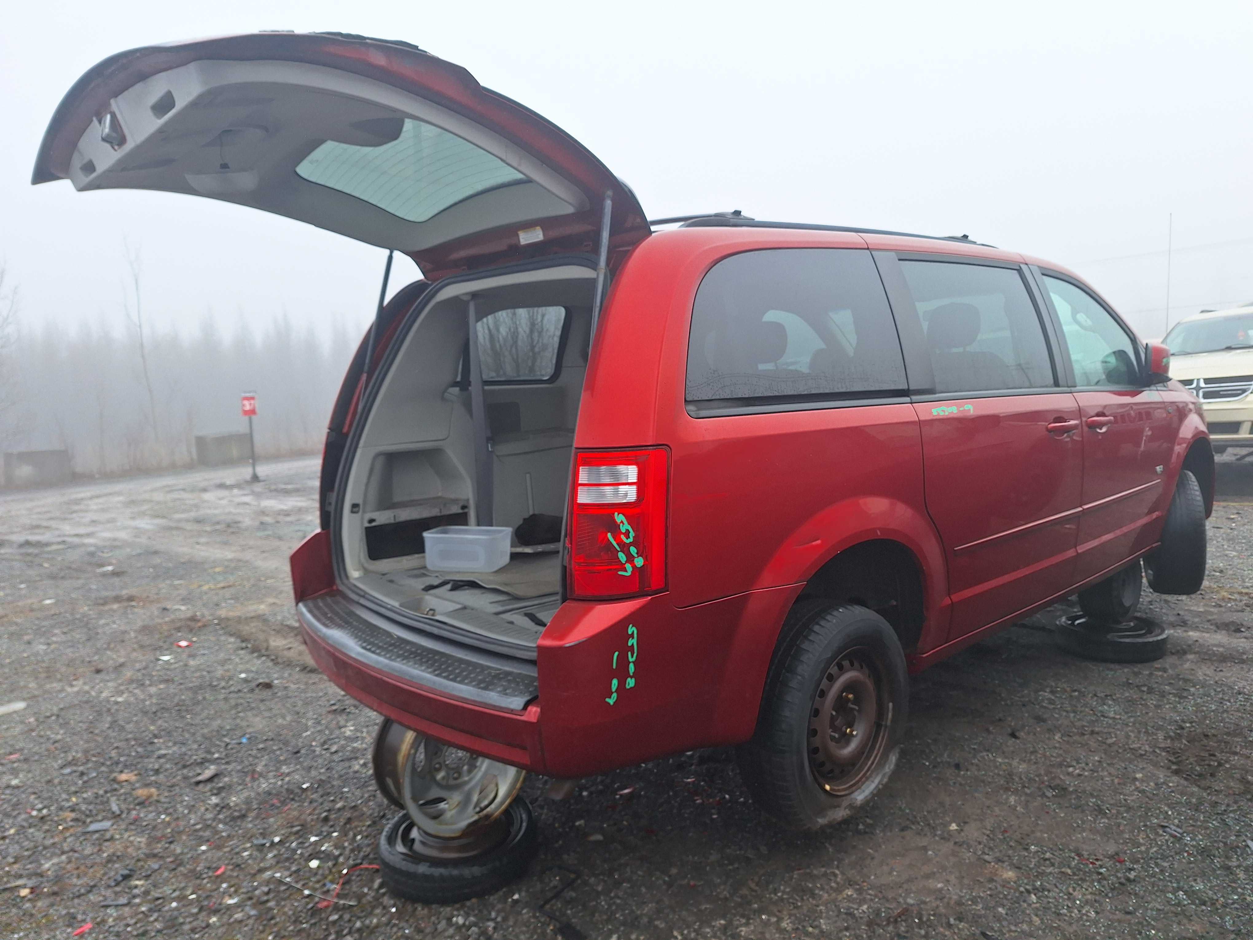 DODGE GRAND CARAVAN 2009
