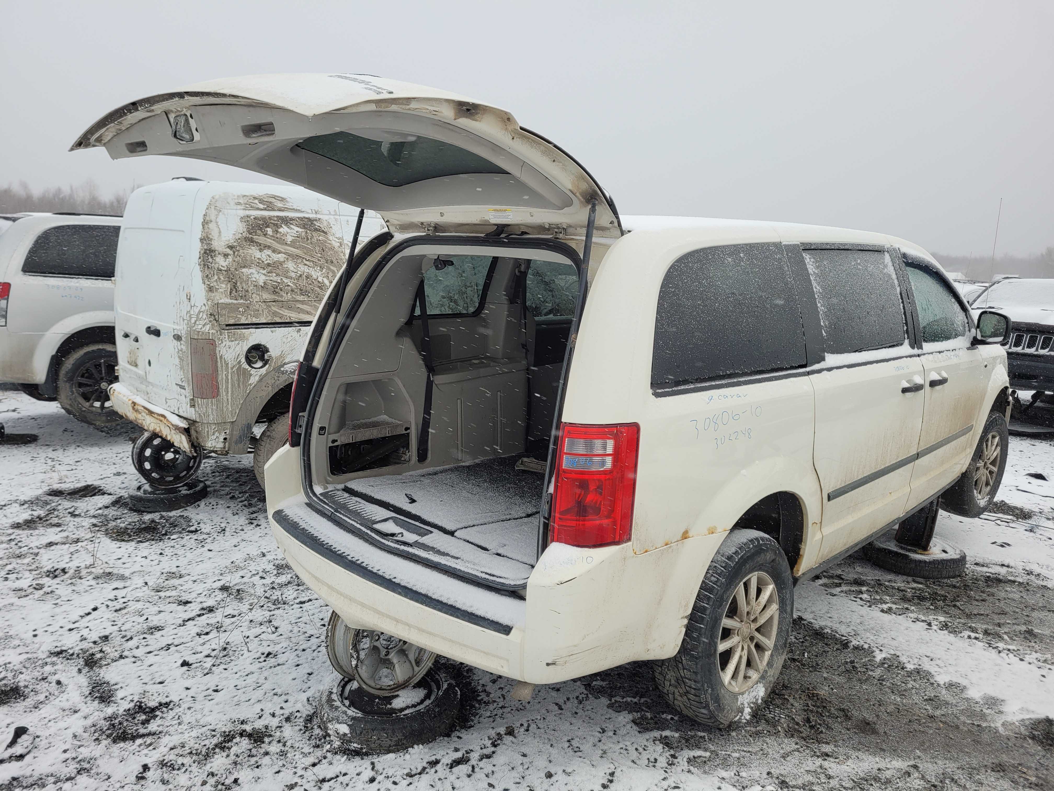 DODGE GRAND CARAVAN 2010