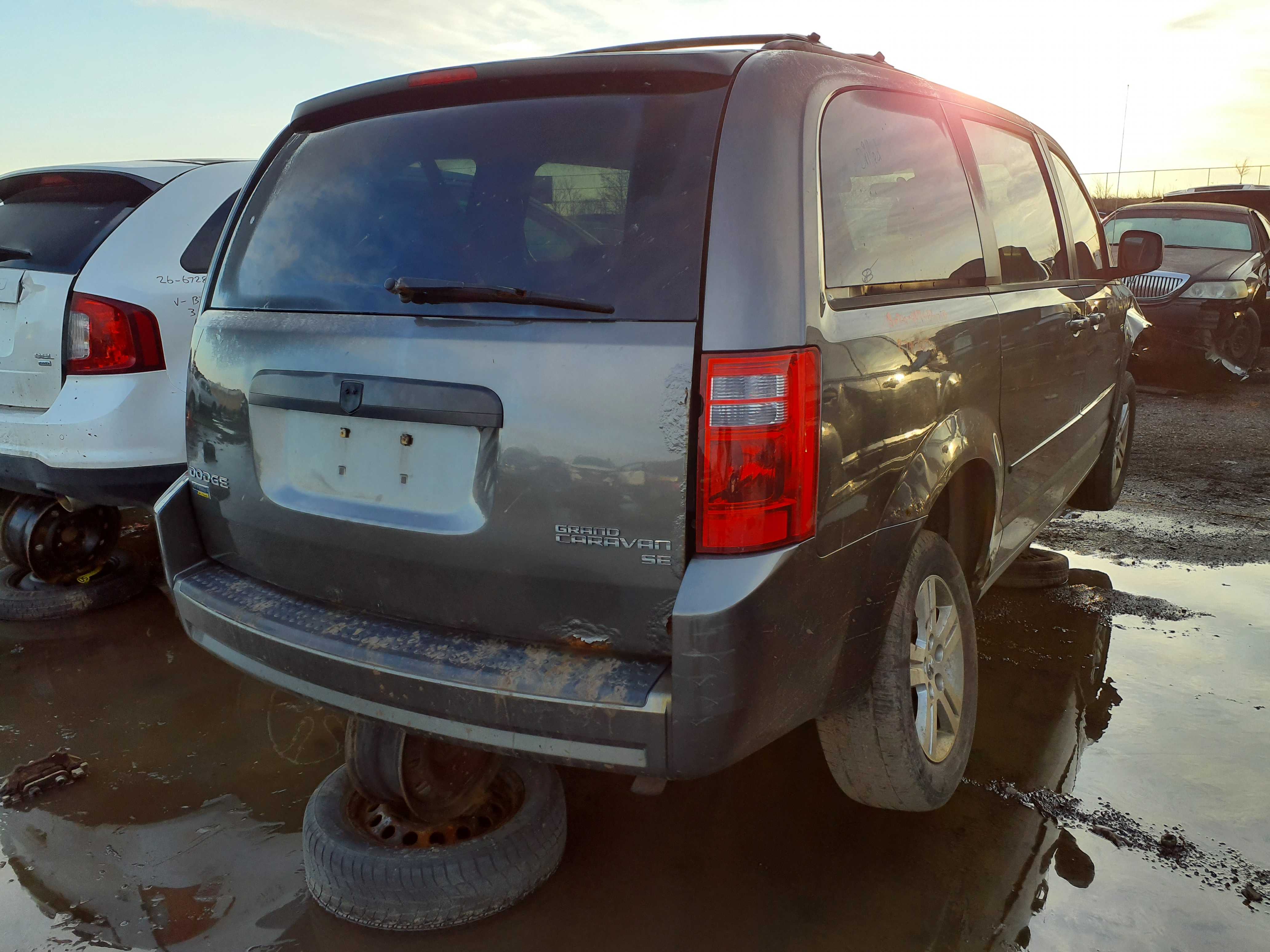 DODGE GRAND CARAVAN 2010