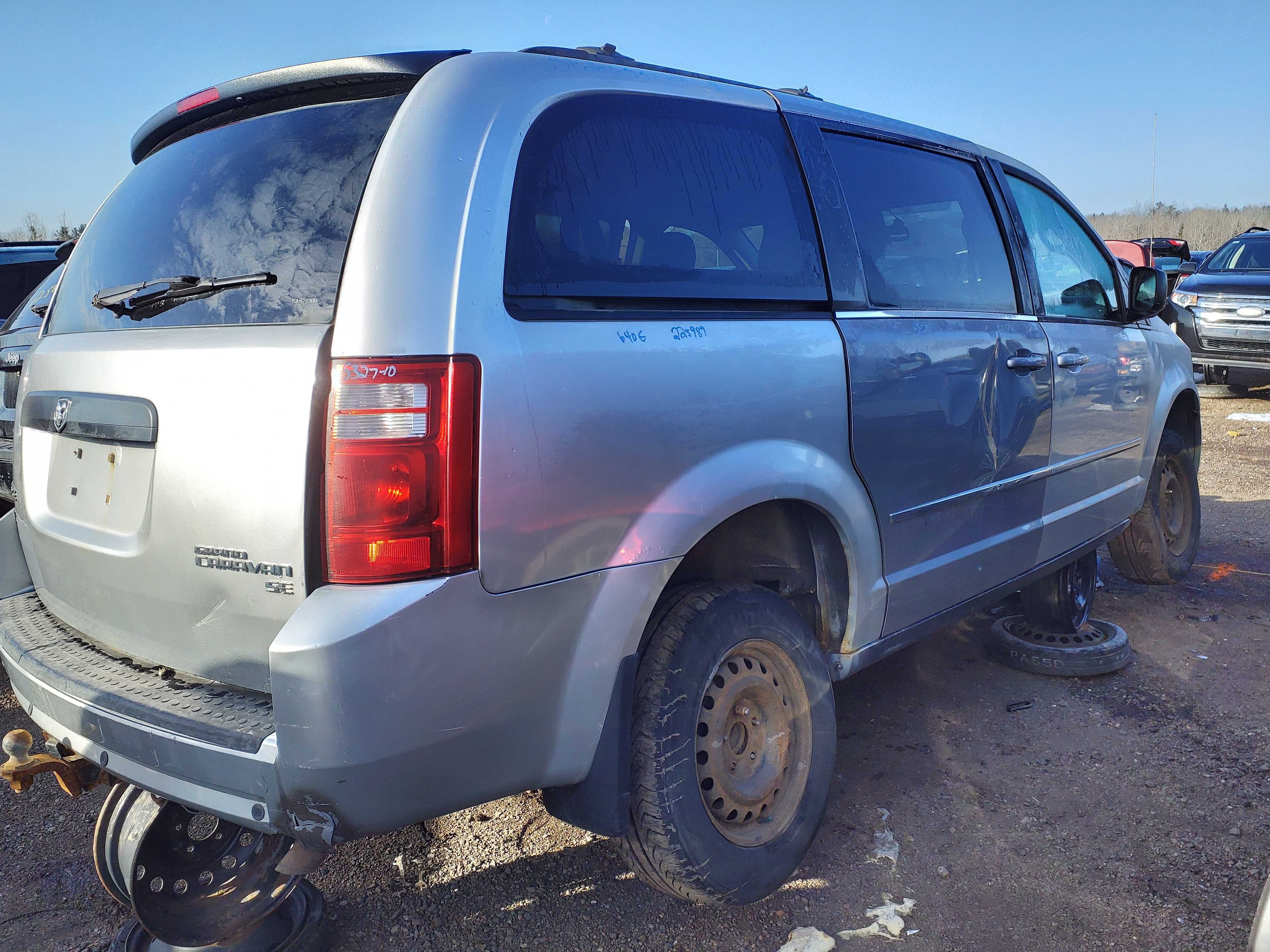 DODGE GRAND CARAVAN 2010