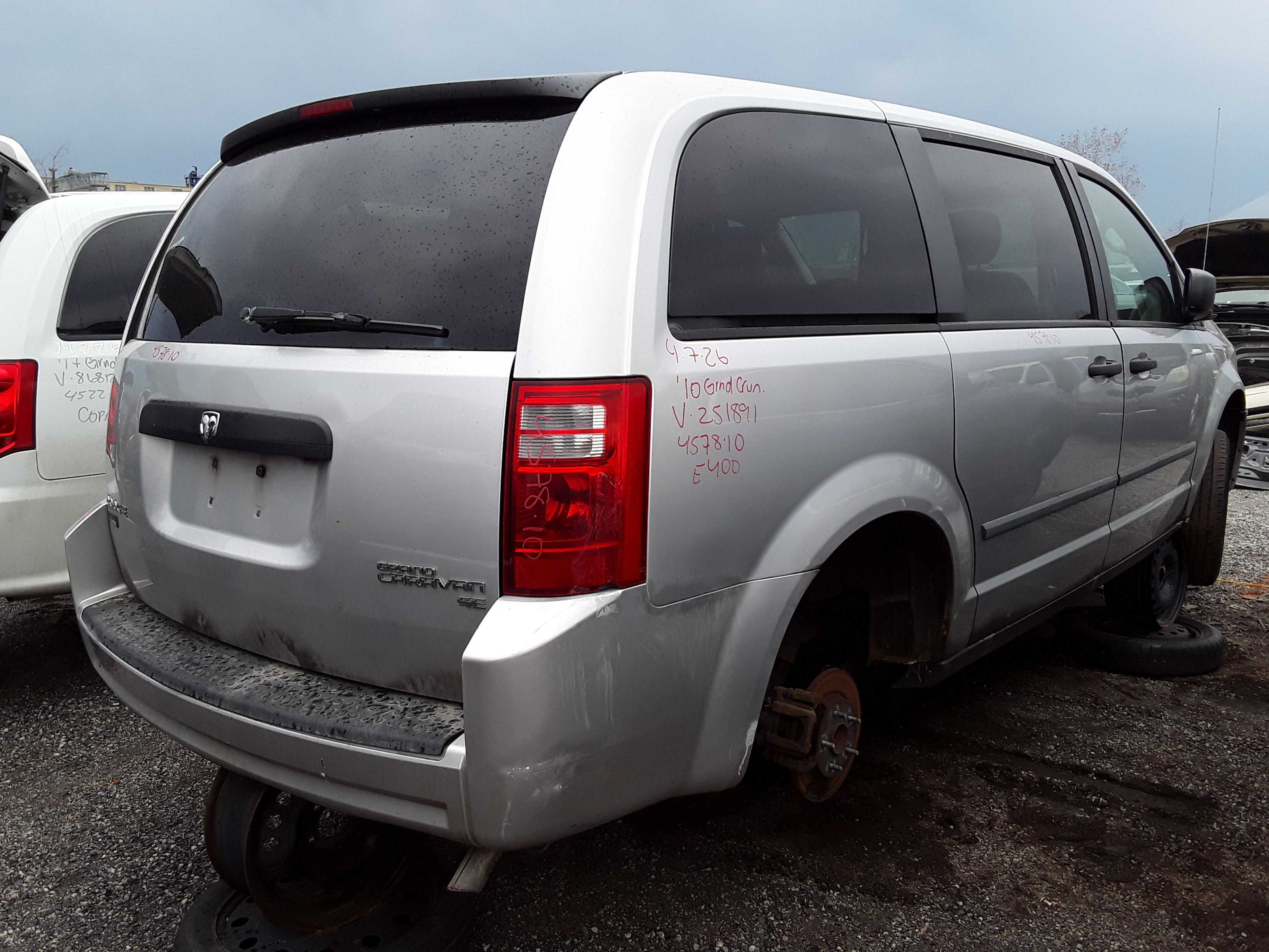 DODGE GRAND CARAVAN 2010