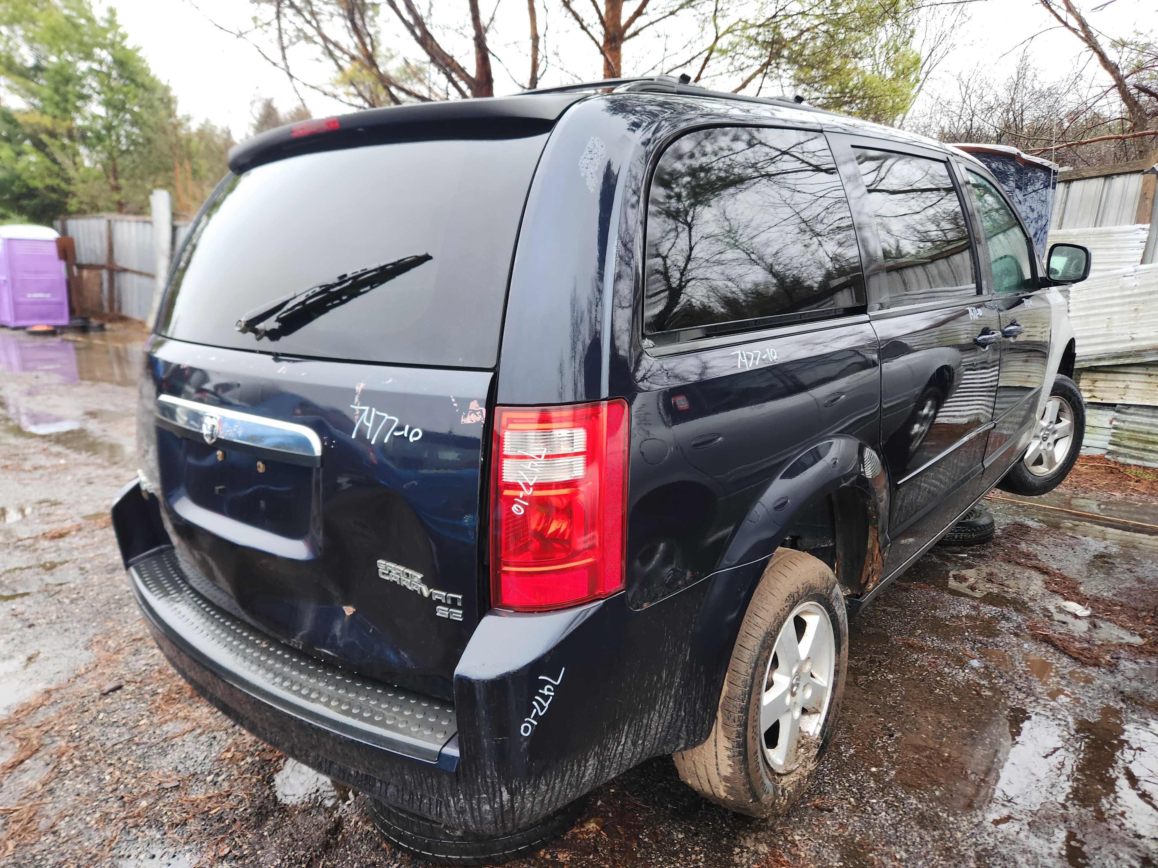 DODGE GRAND CARAVAN 2010