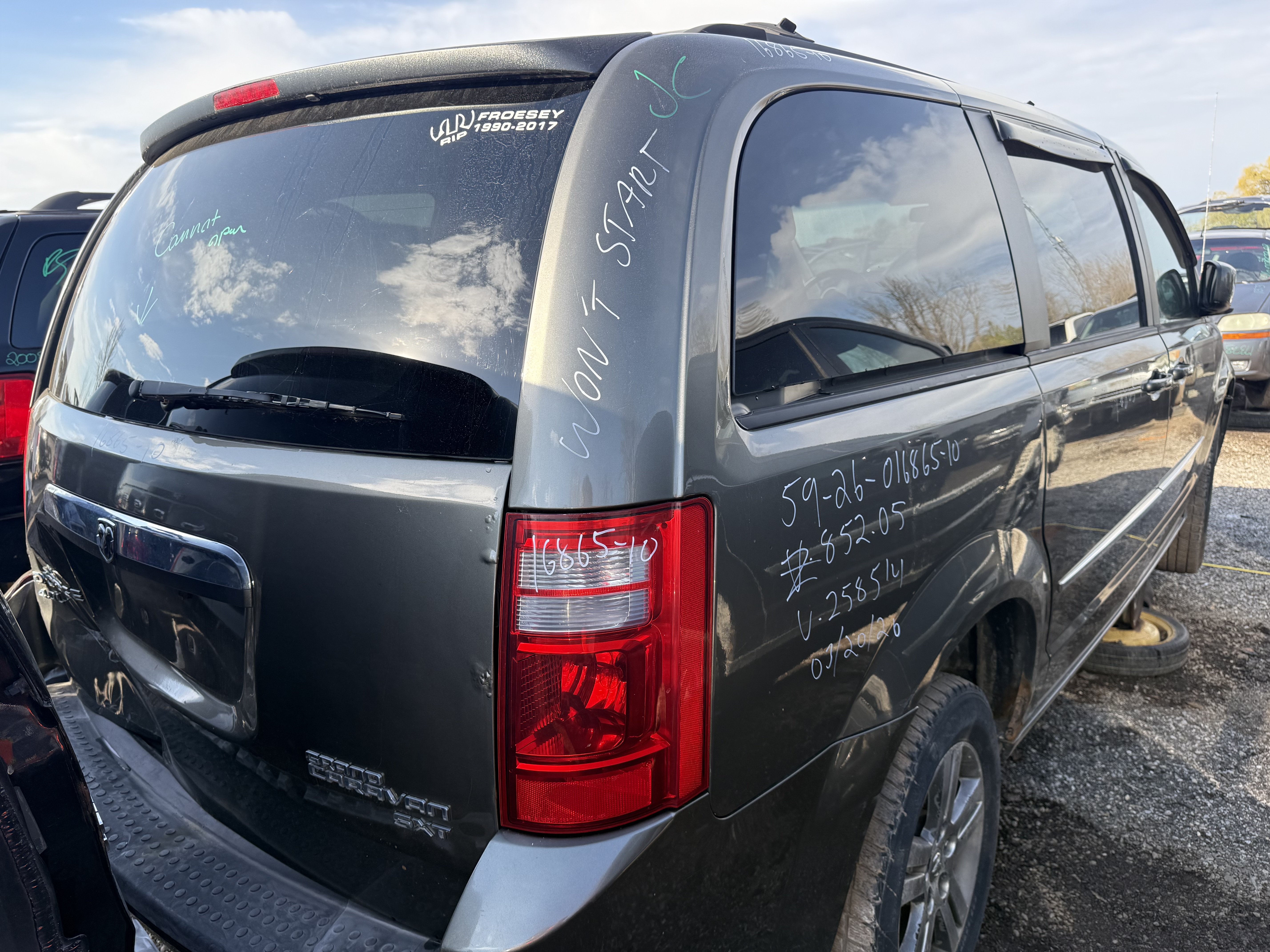 DODGE GRAND CARAVAN 2010