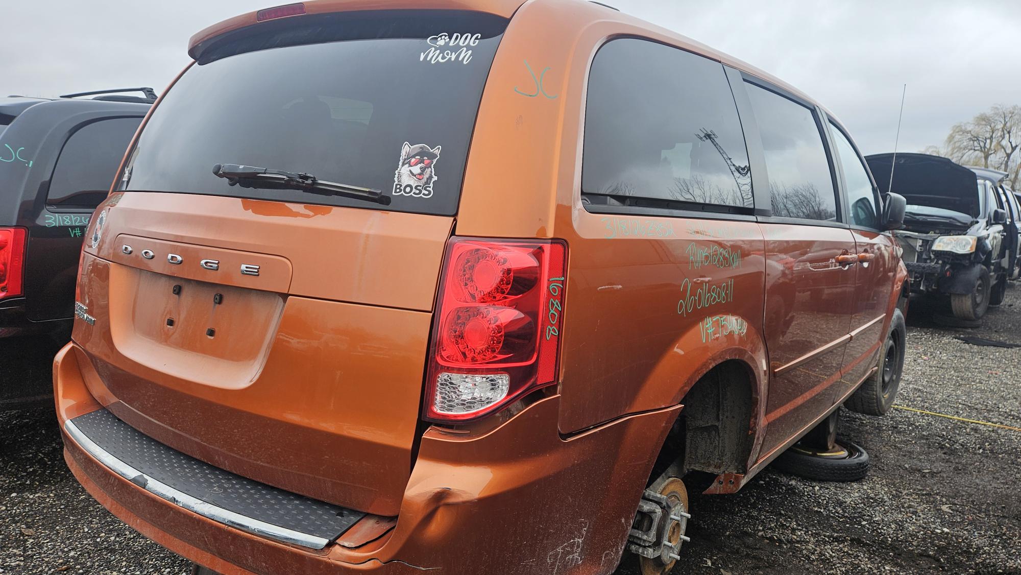 DODGE GRAND CARAVAN 2011