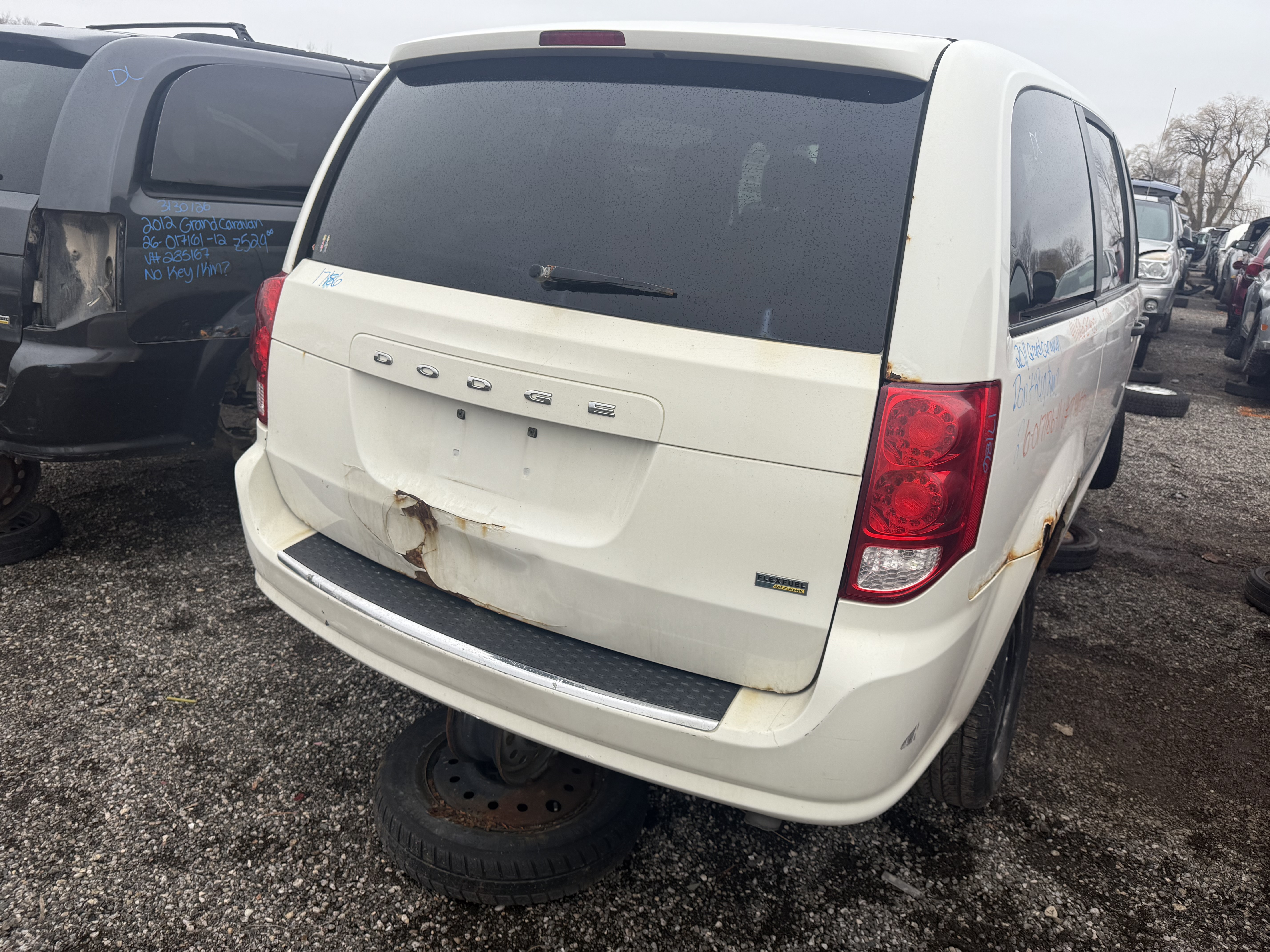 DODGE GRAND CARAVAN 2011