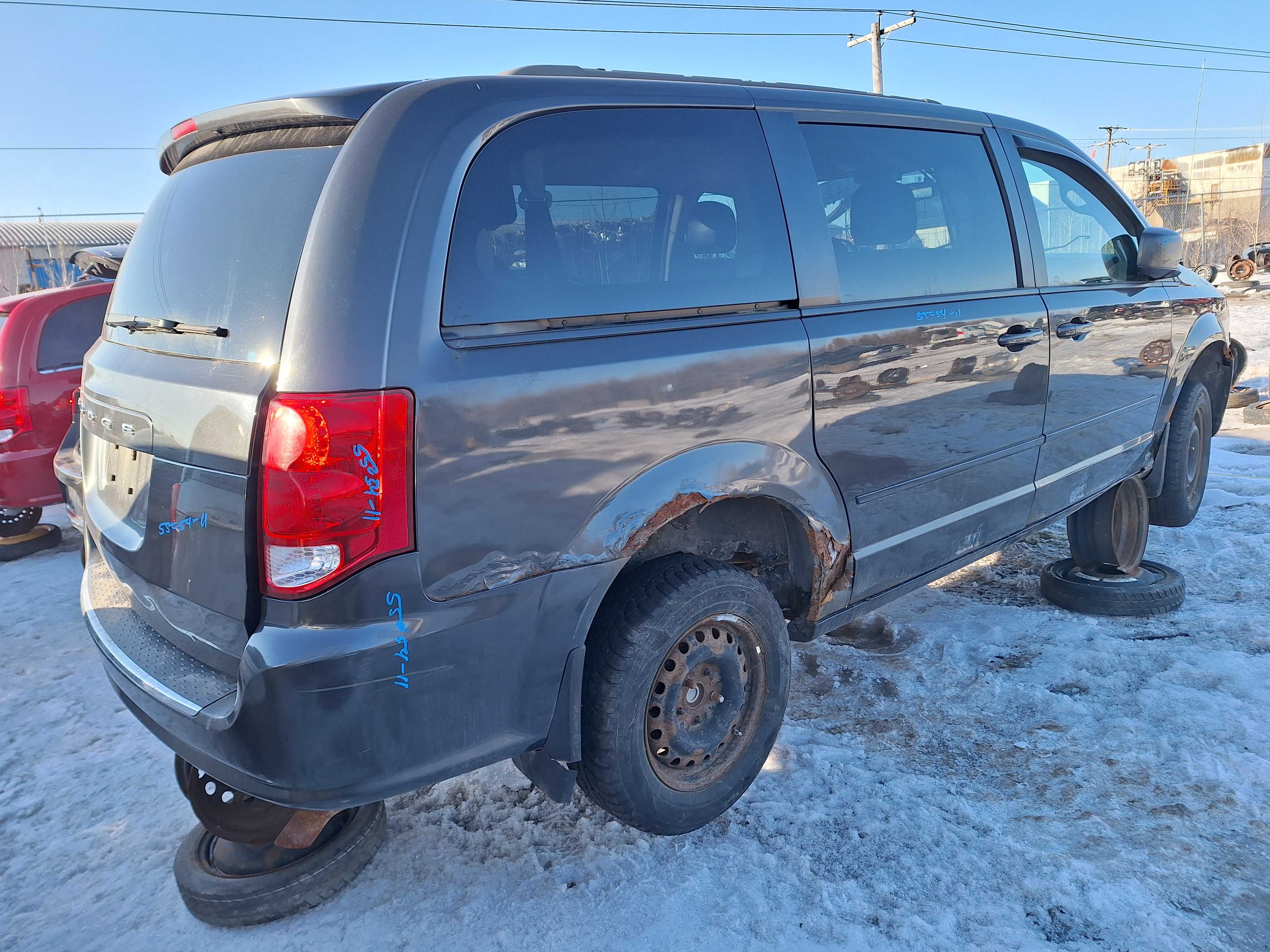 DODGE GRAND CARAVAN 2011