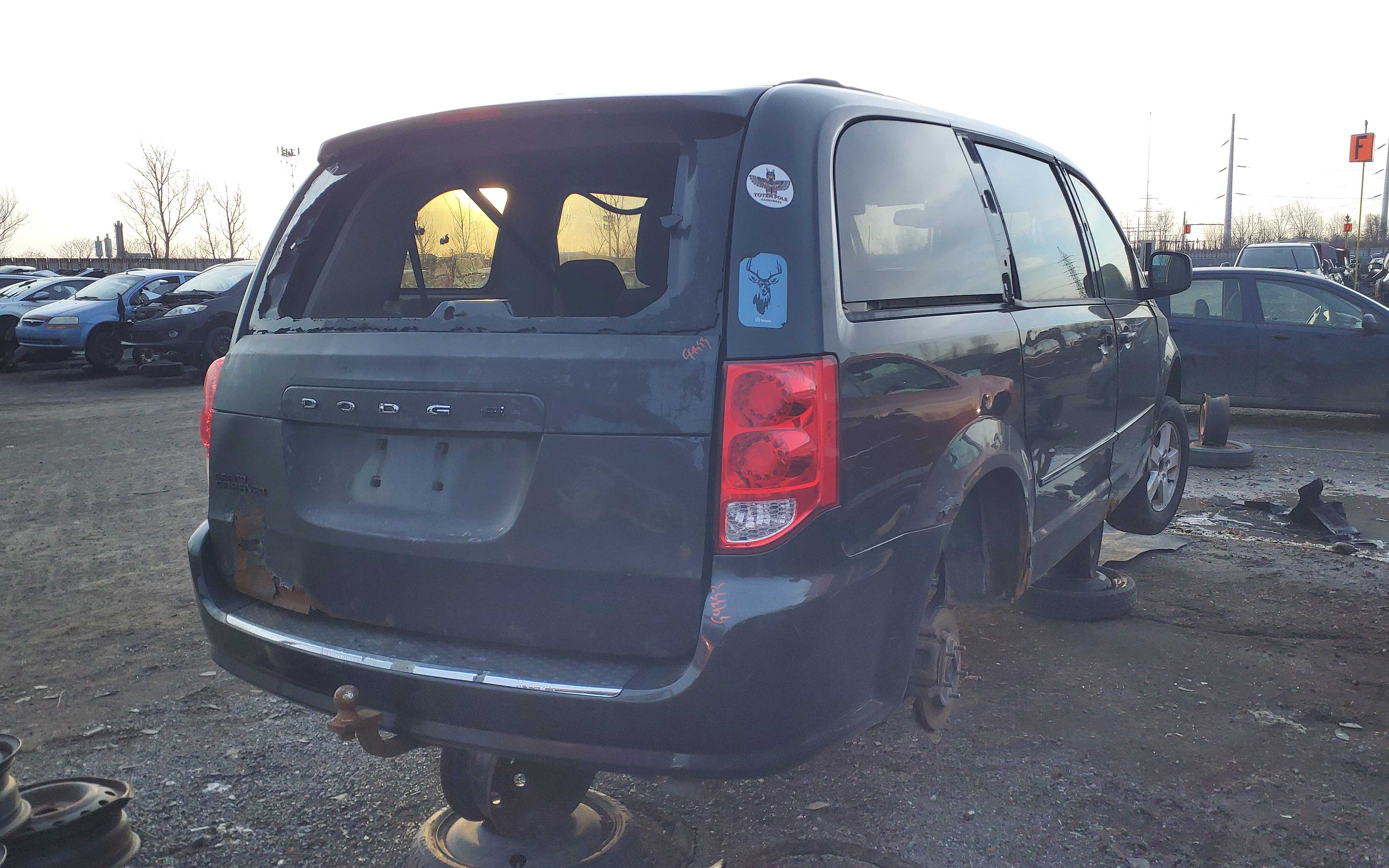 DODGE GRAND CARAVAN 2011