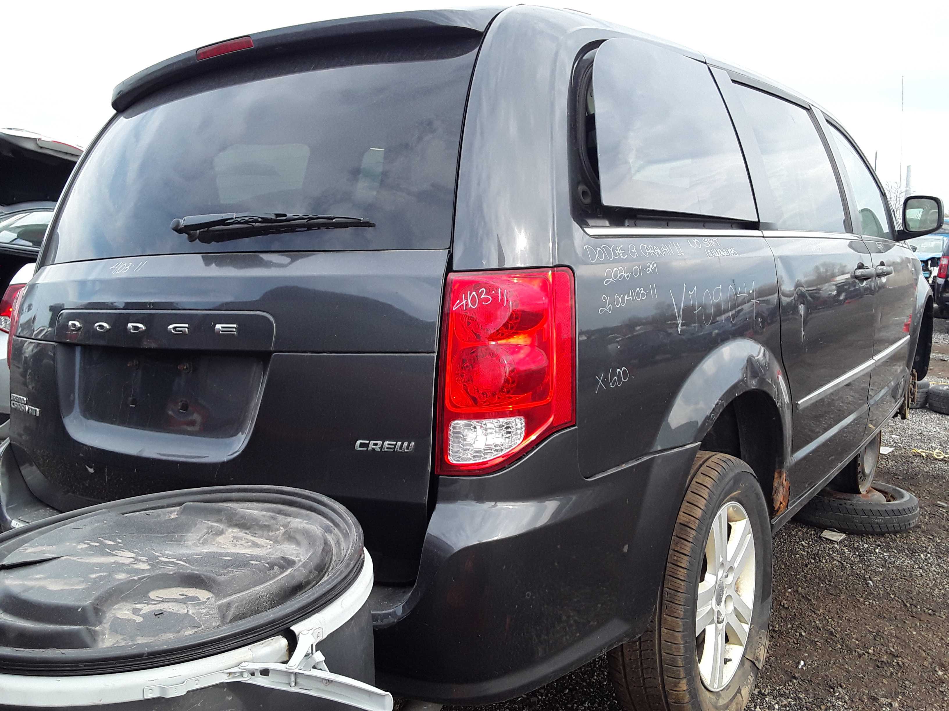 DODGE GRAND CARAVAN 2011