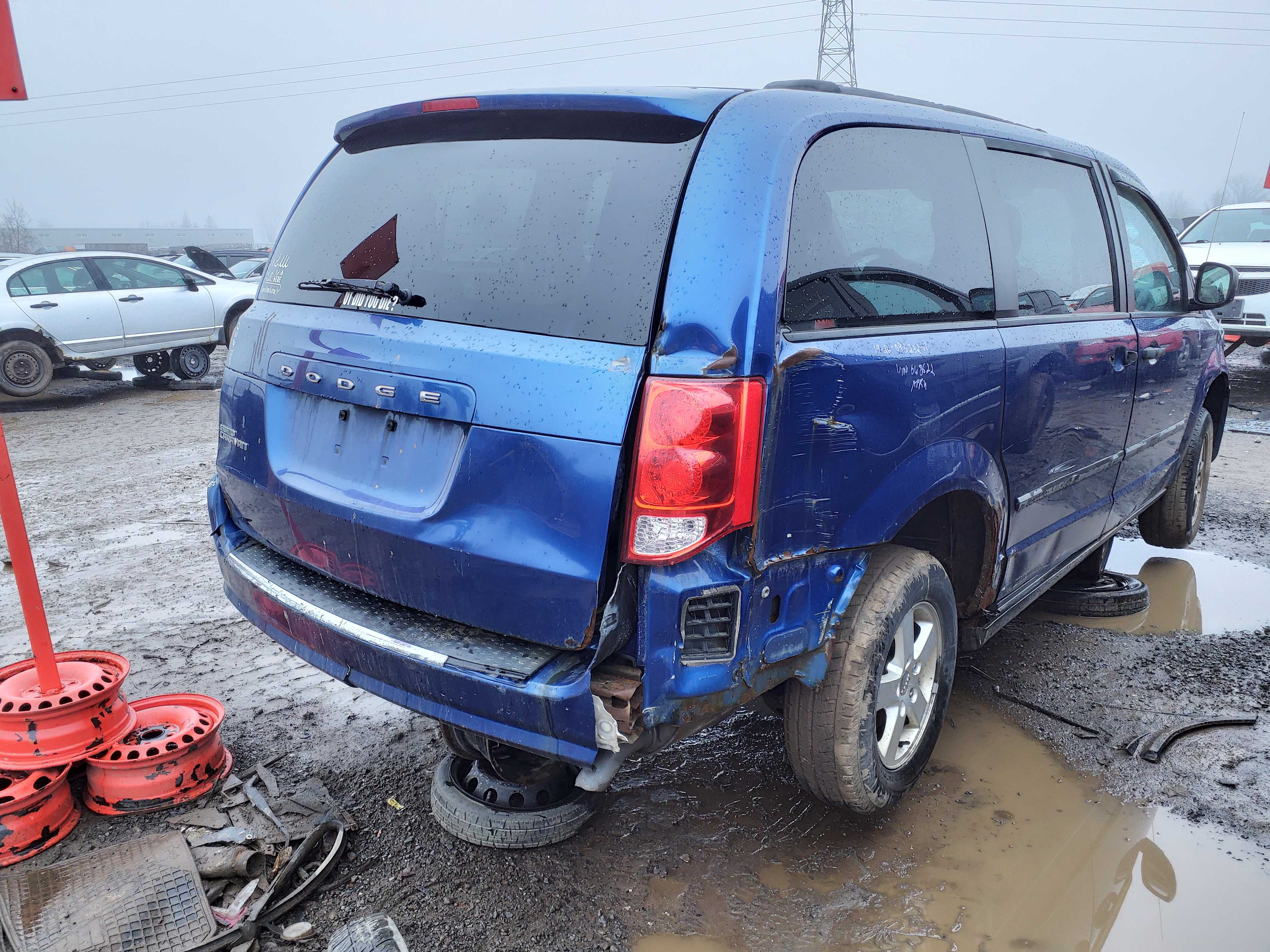 DODGE GRAND CARAVAN 2011