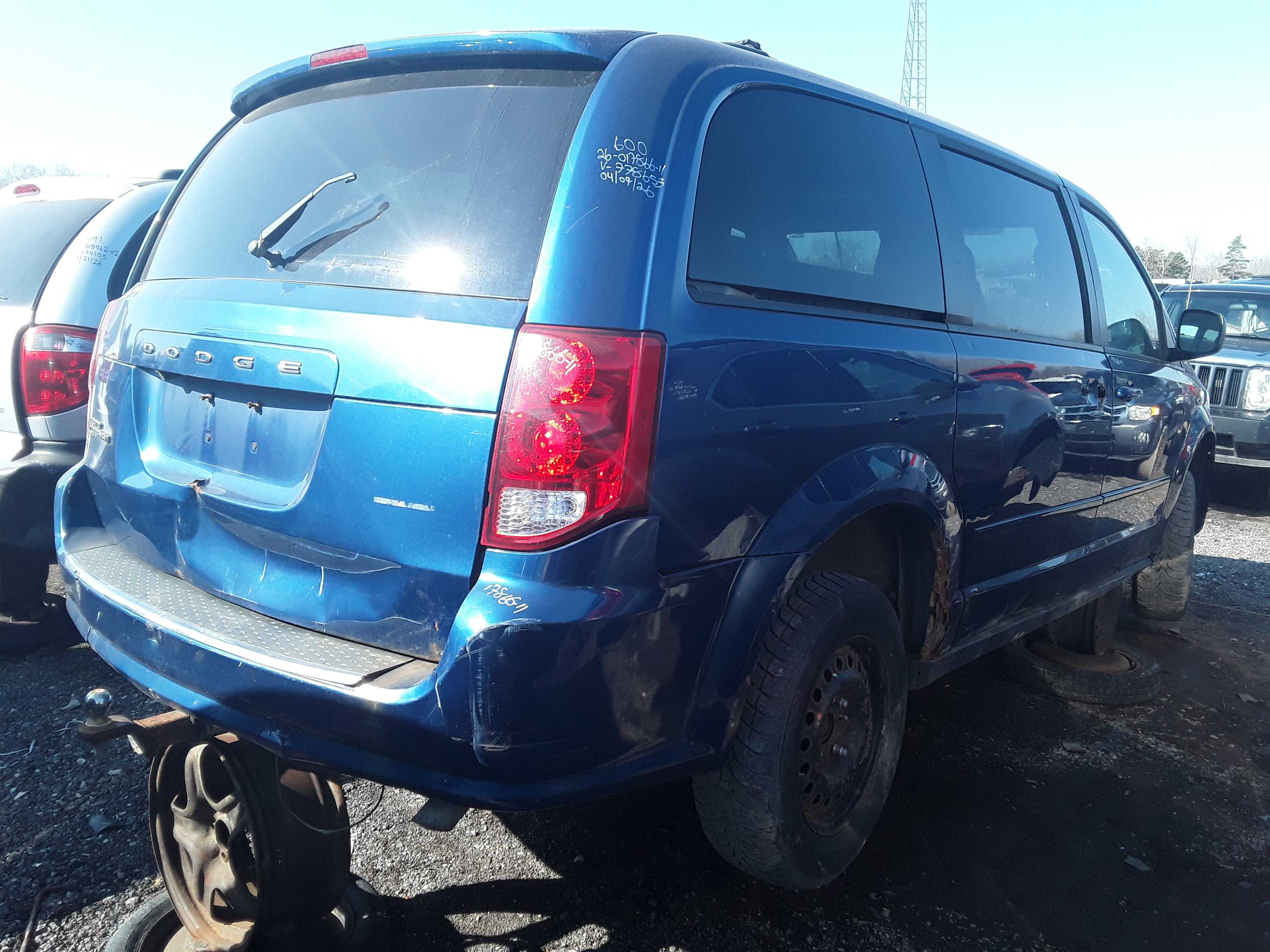 DODGE GRAND CARAVAN 2011