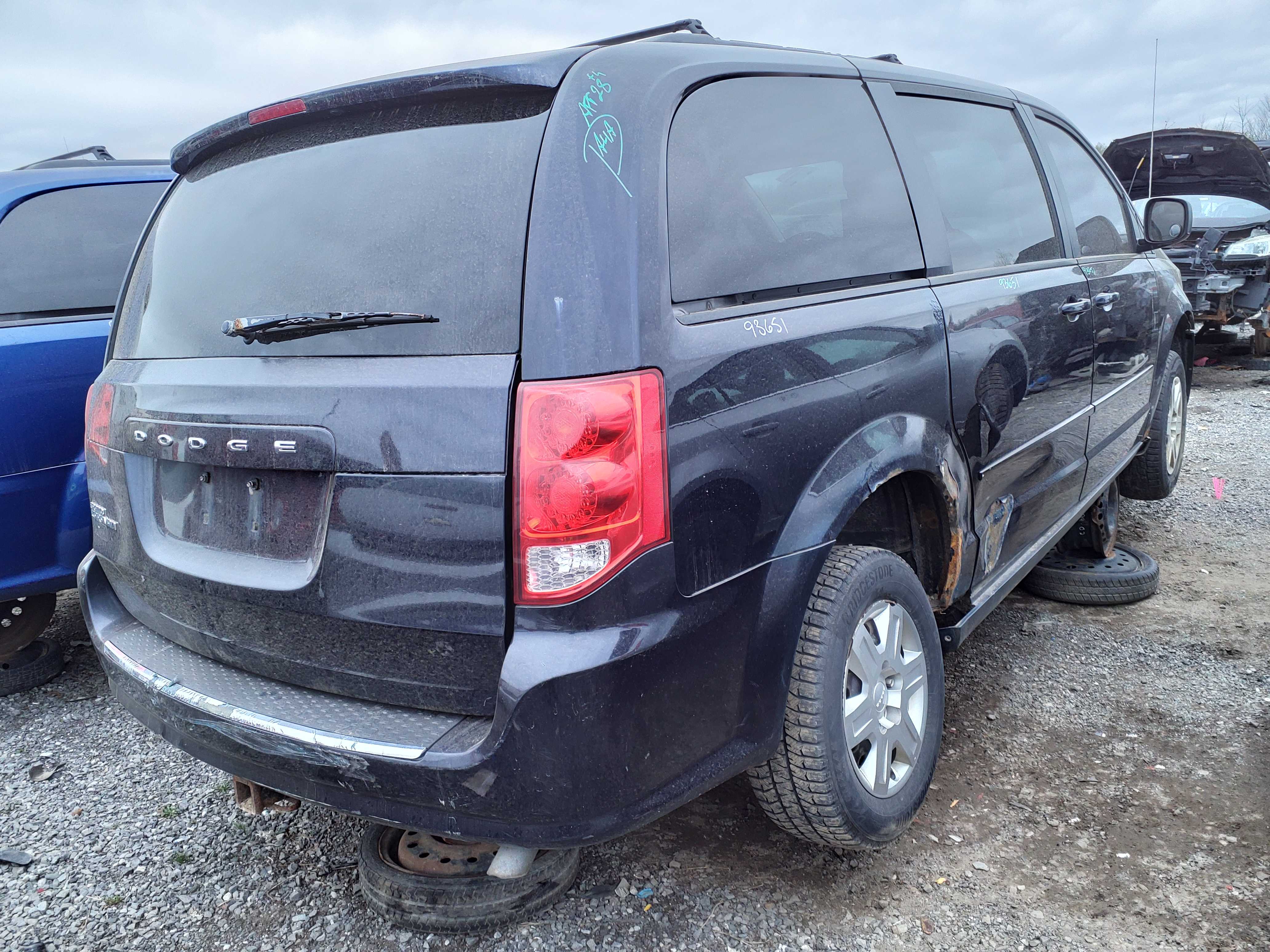 DODGE GRAND CARAVAN 2011