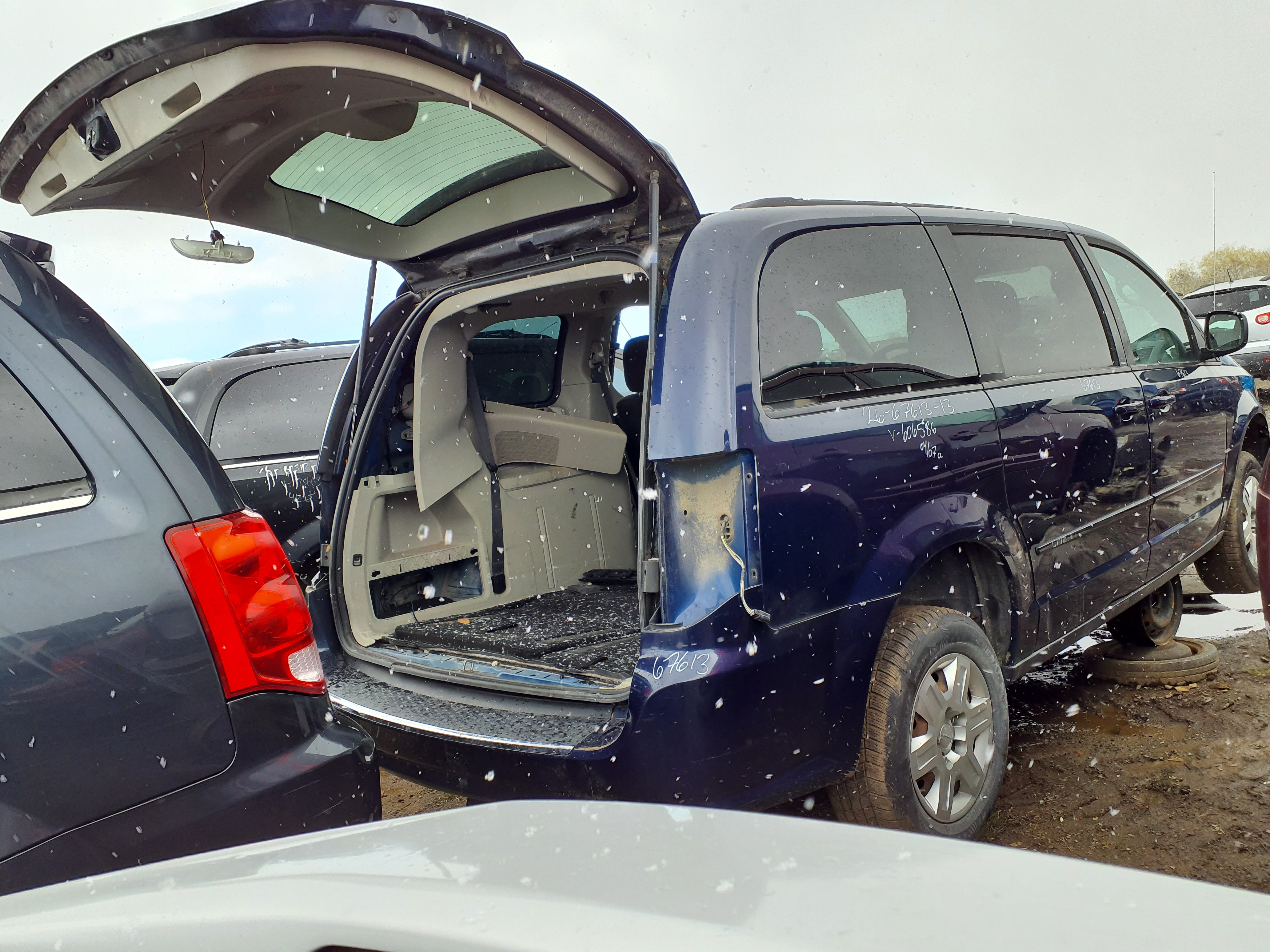 DODGE GRAND CARAVAN 2013