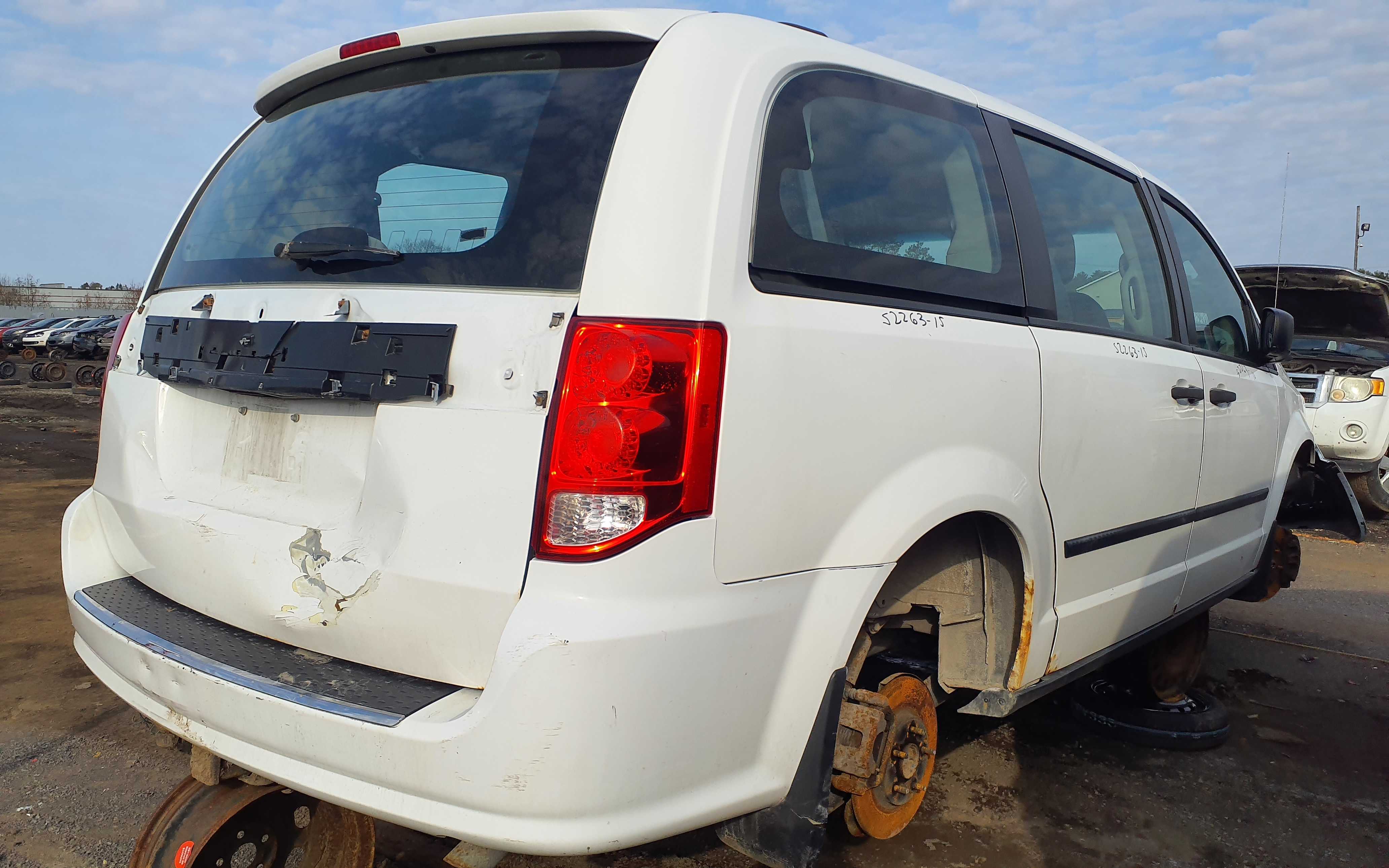 DODGE GRAND CARAVAN 2015