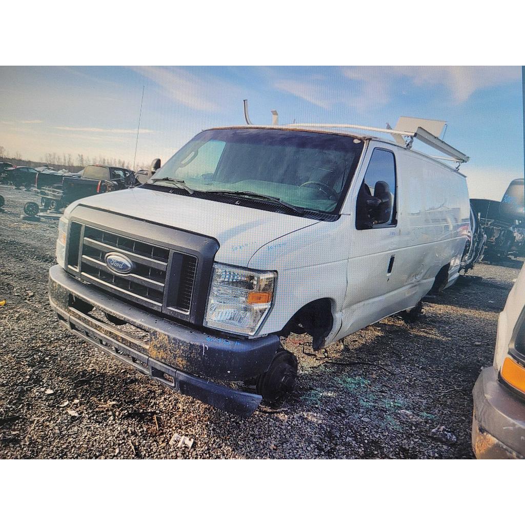 FORD ECONOLINE 2011