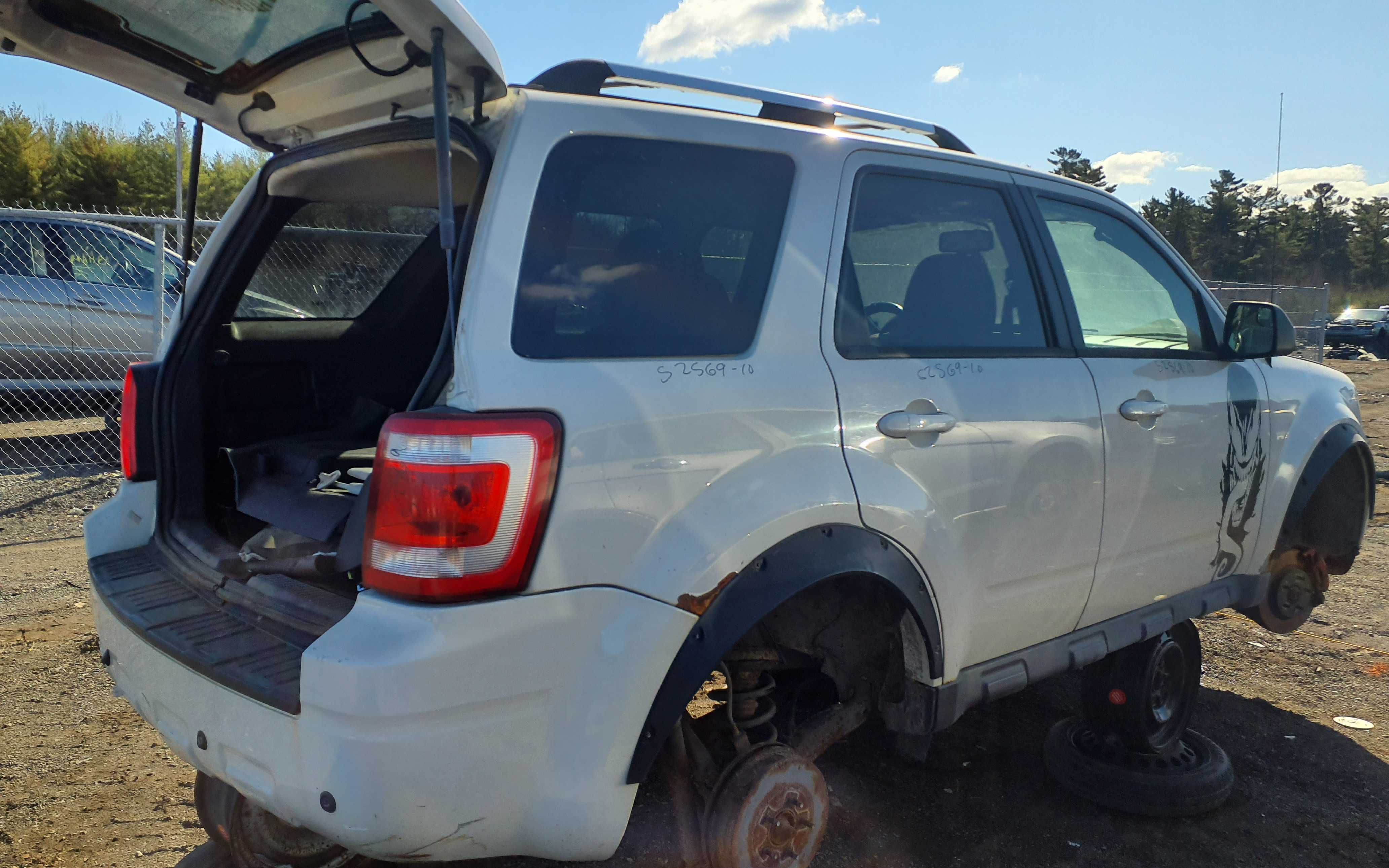 FORD ESCAPE 2010