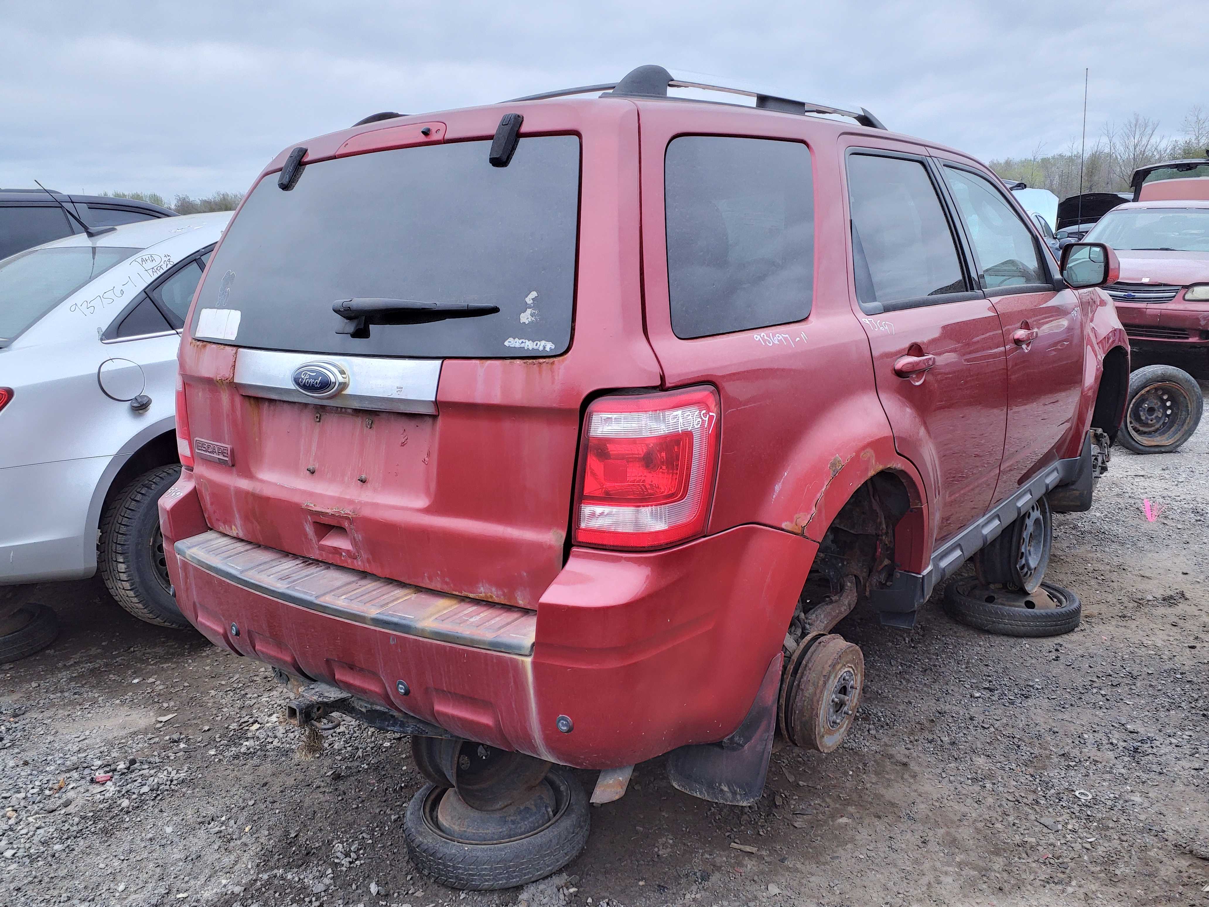 FORD ESCAPE 2010