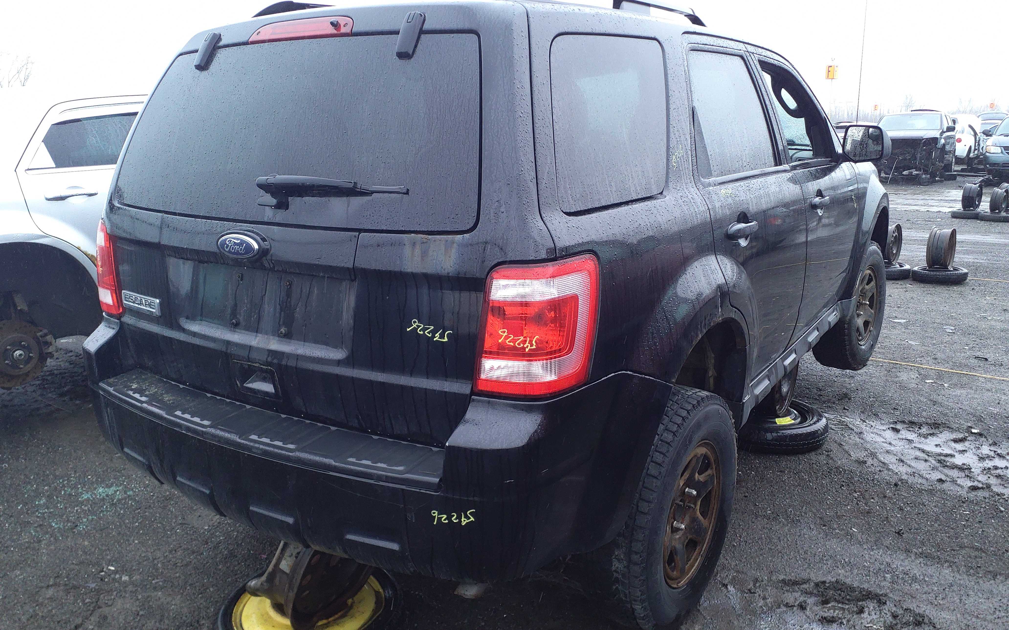 FORD ESCAPE 2011