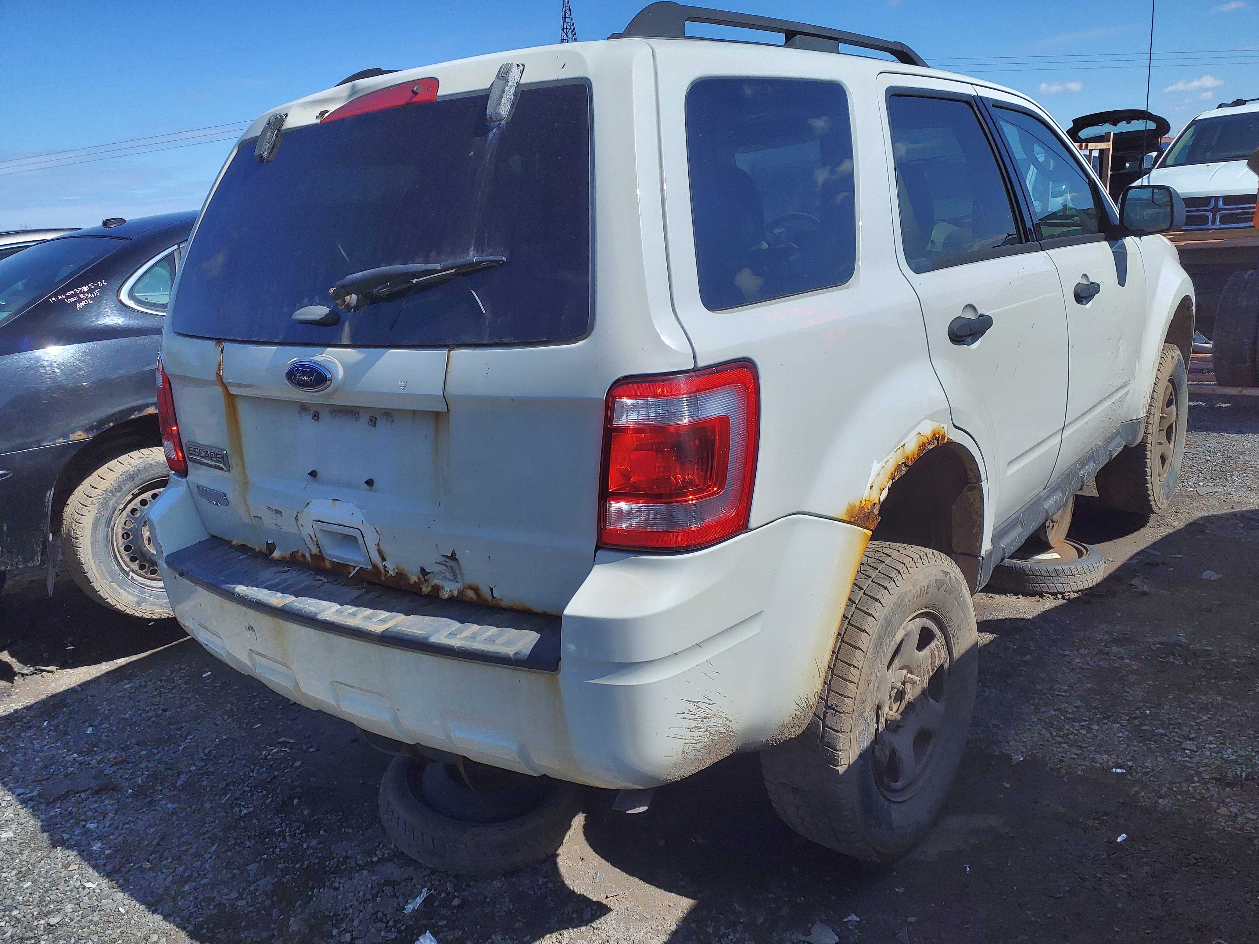 FORD ESCAPE 2011