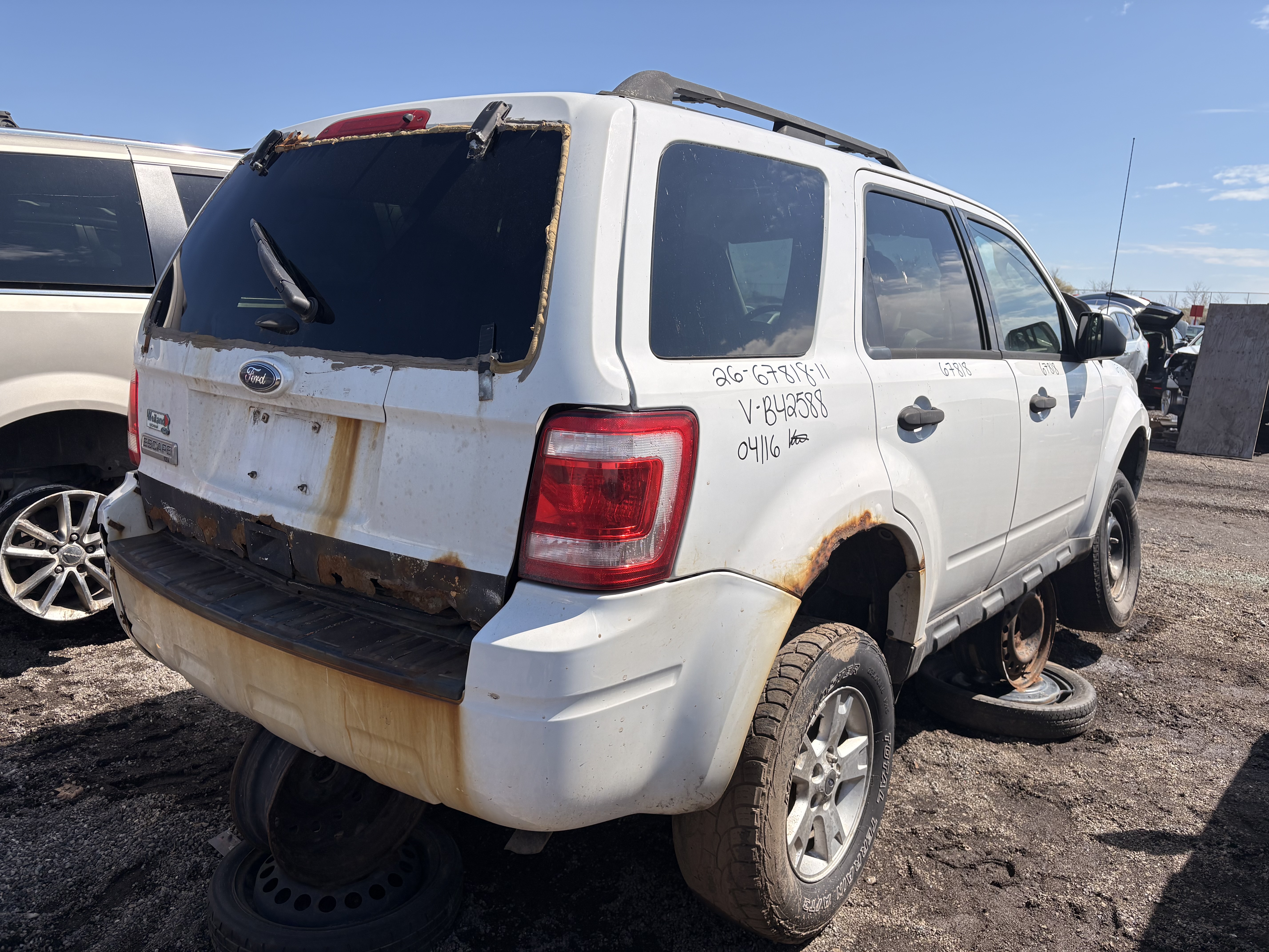 FORD ESCAPE 2011