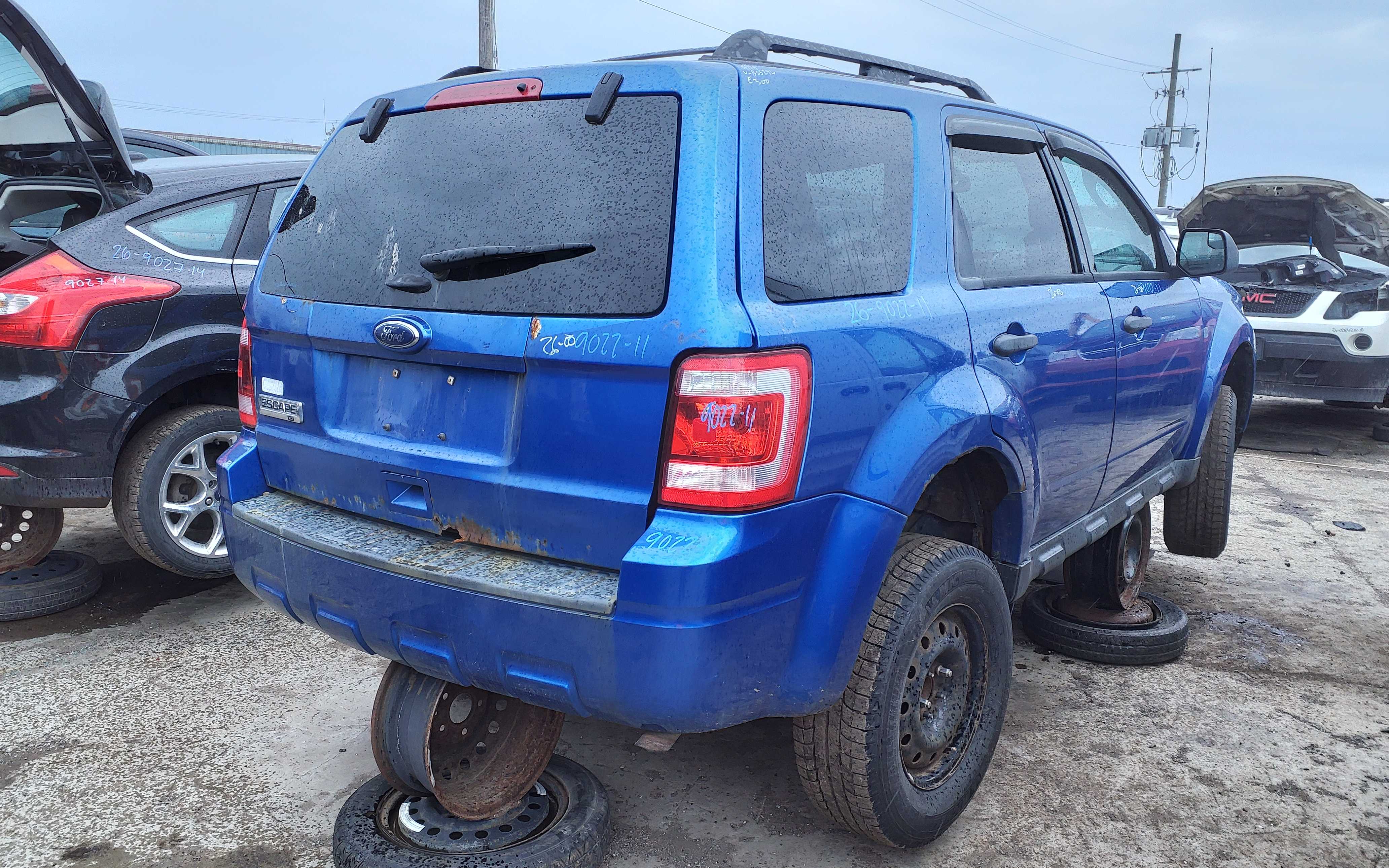 FORD ESCAPE 2011