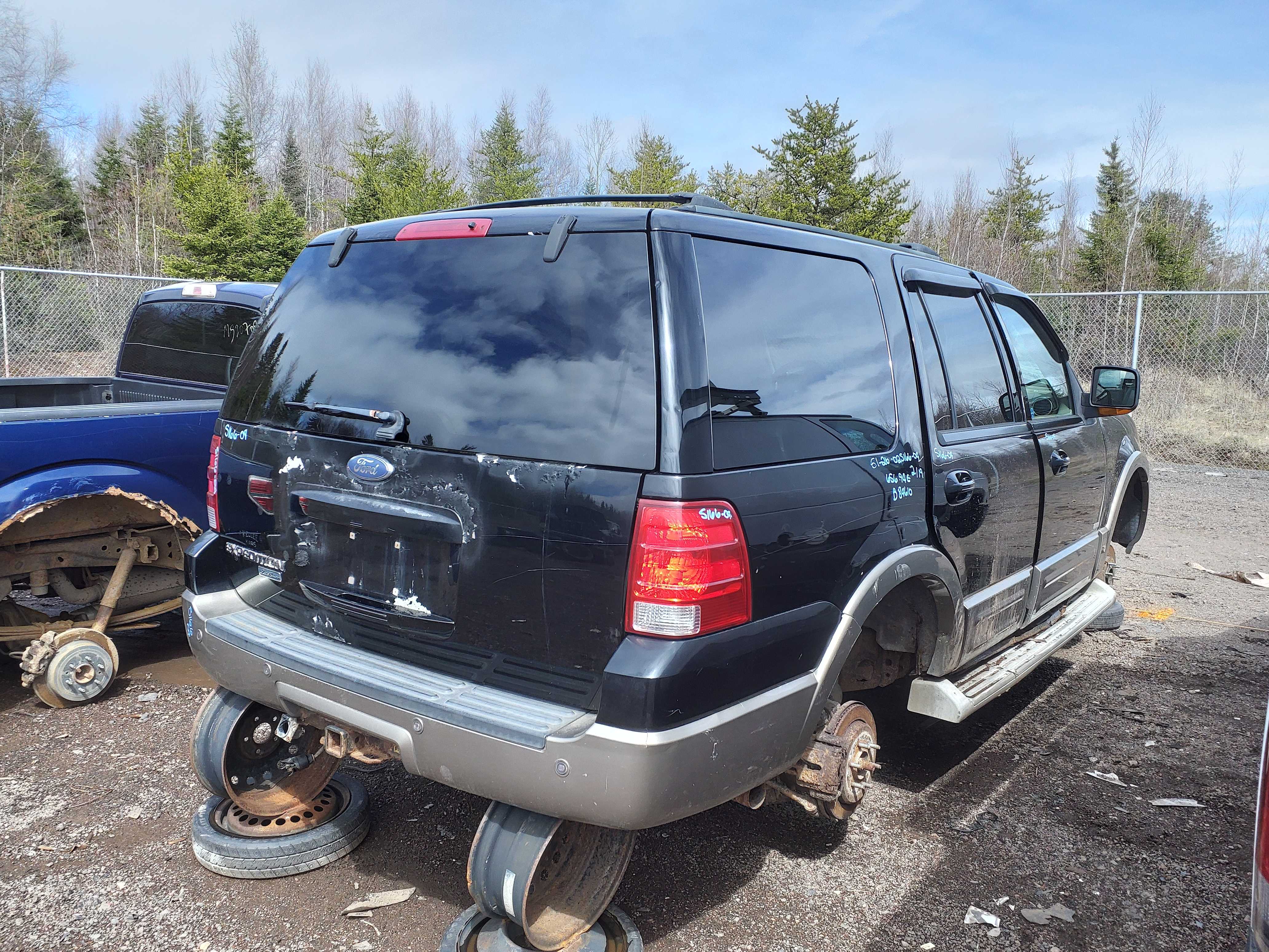 FORD EXPEDITION 2004