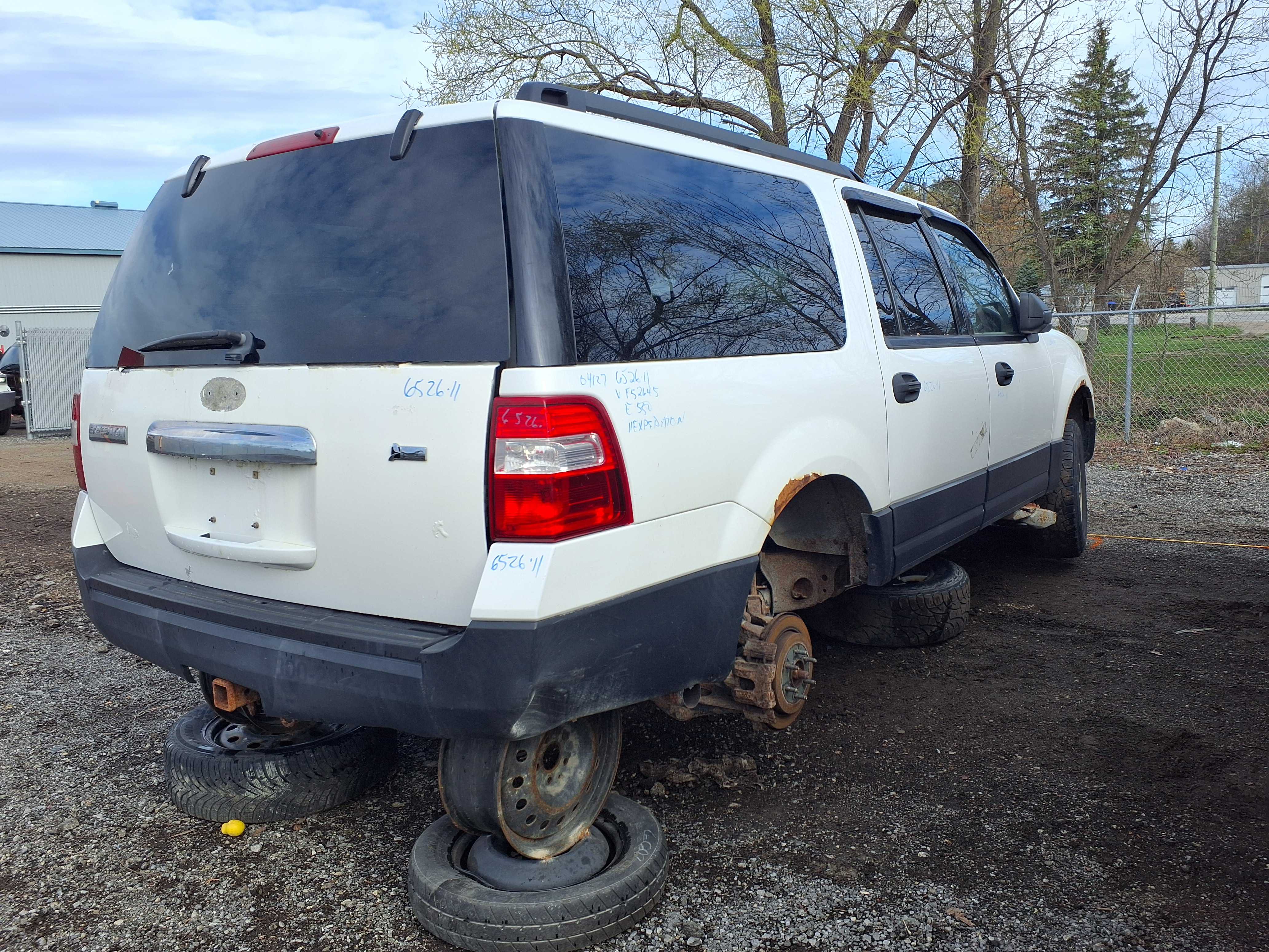 FORD EXPEDITION 2011