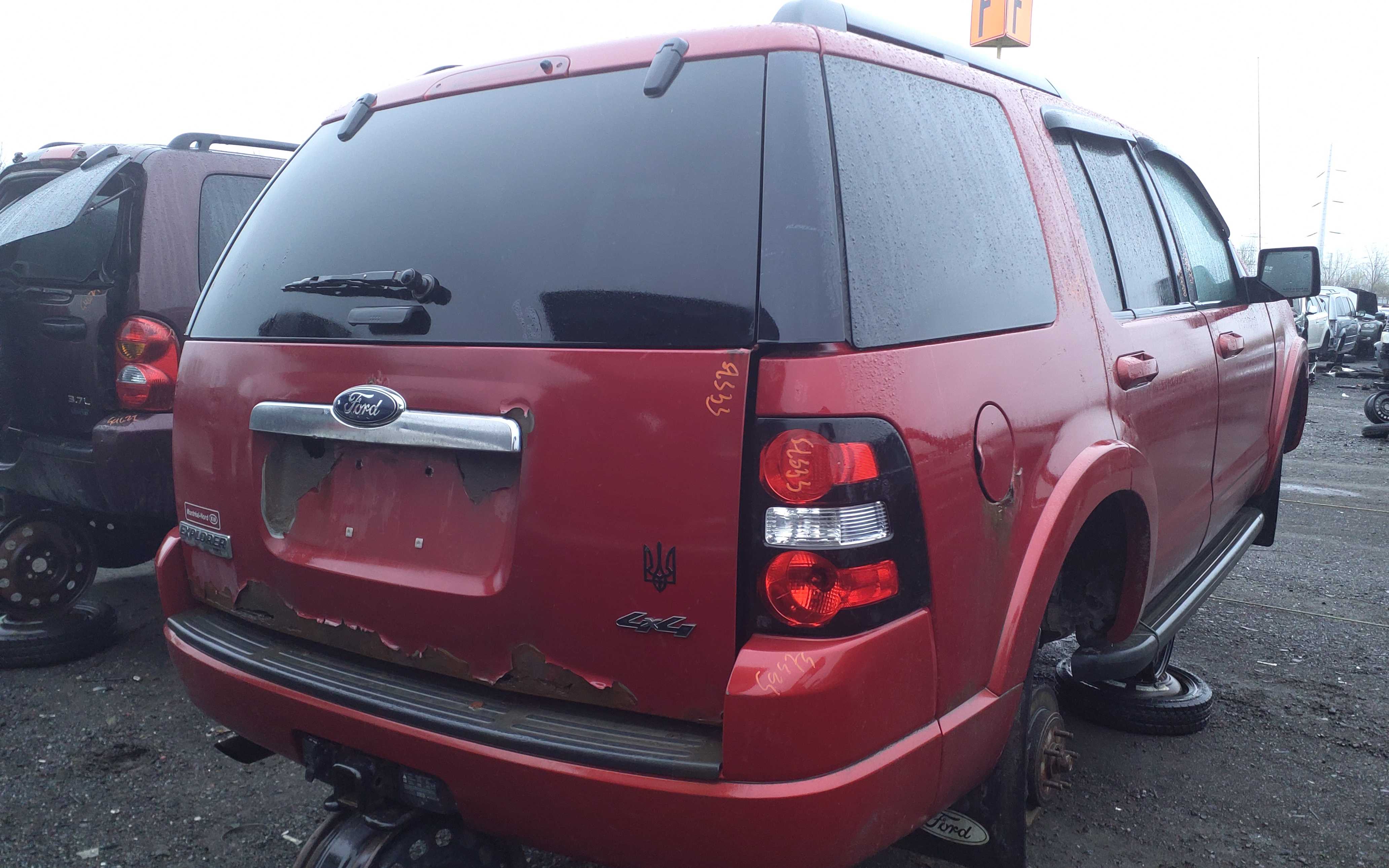 FORD EXPLORER 2010