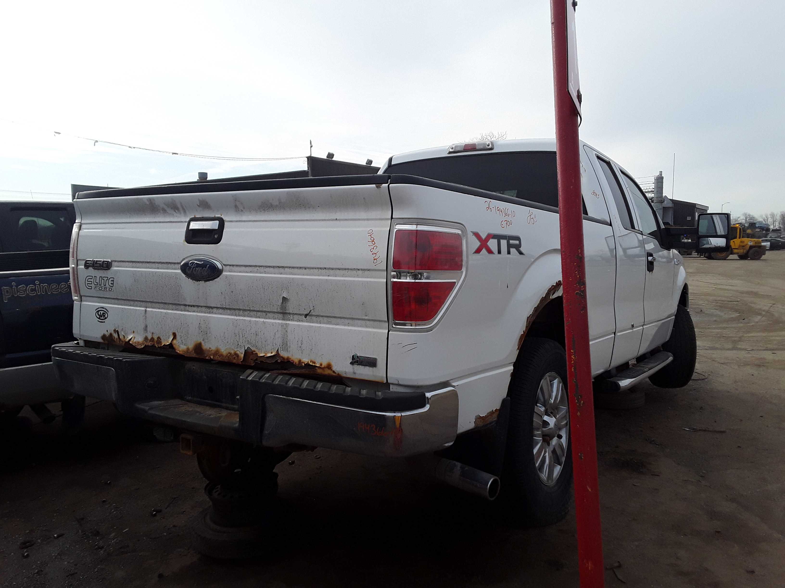 FORD F-150 2010