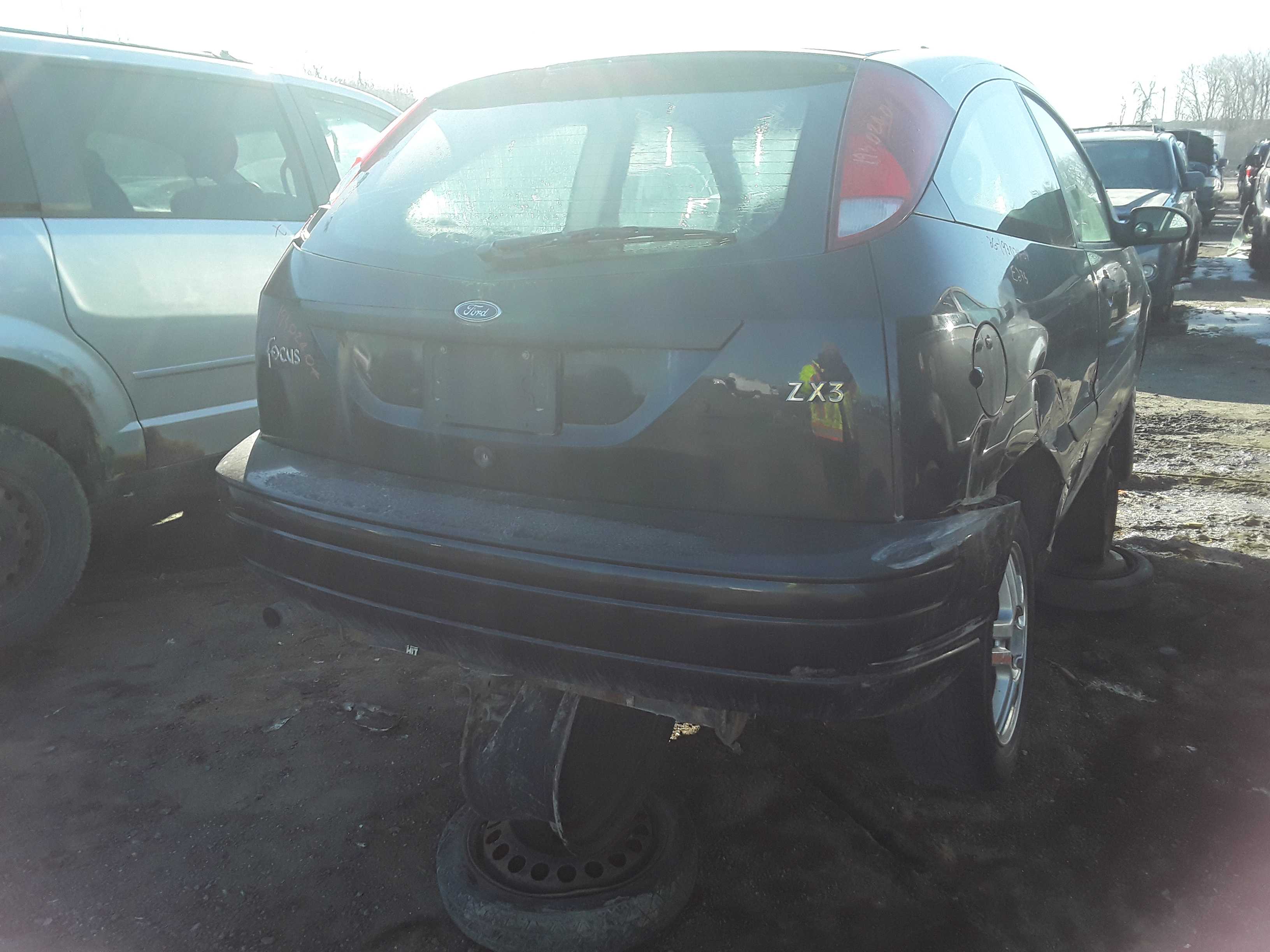 FORD FOCUS 2004